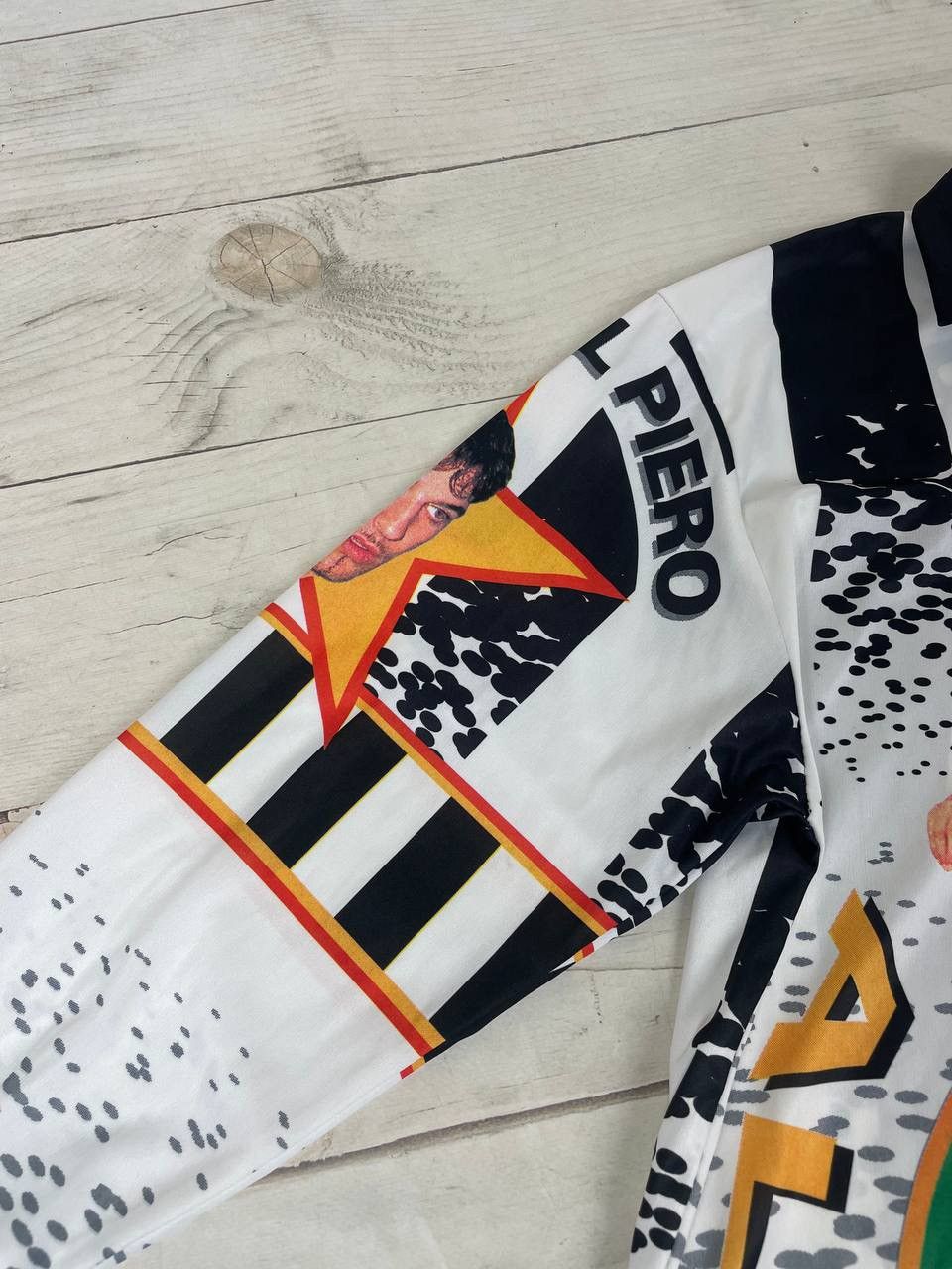 Other Vintage Juventus 1996 1997 Del Piero #10 Long Sleeve Jersey Size US S / EU 44-46 / 1 - 3 Thumbnail