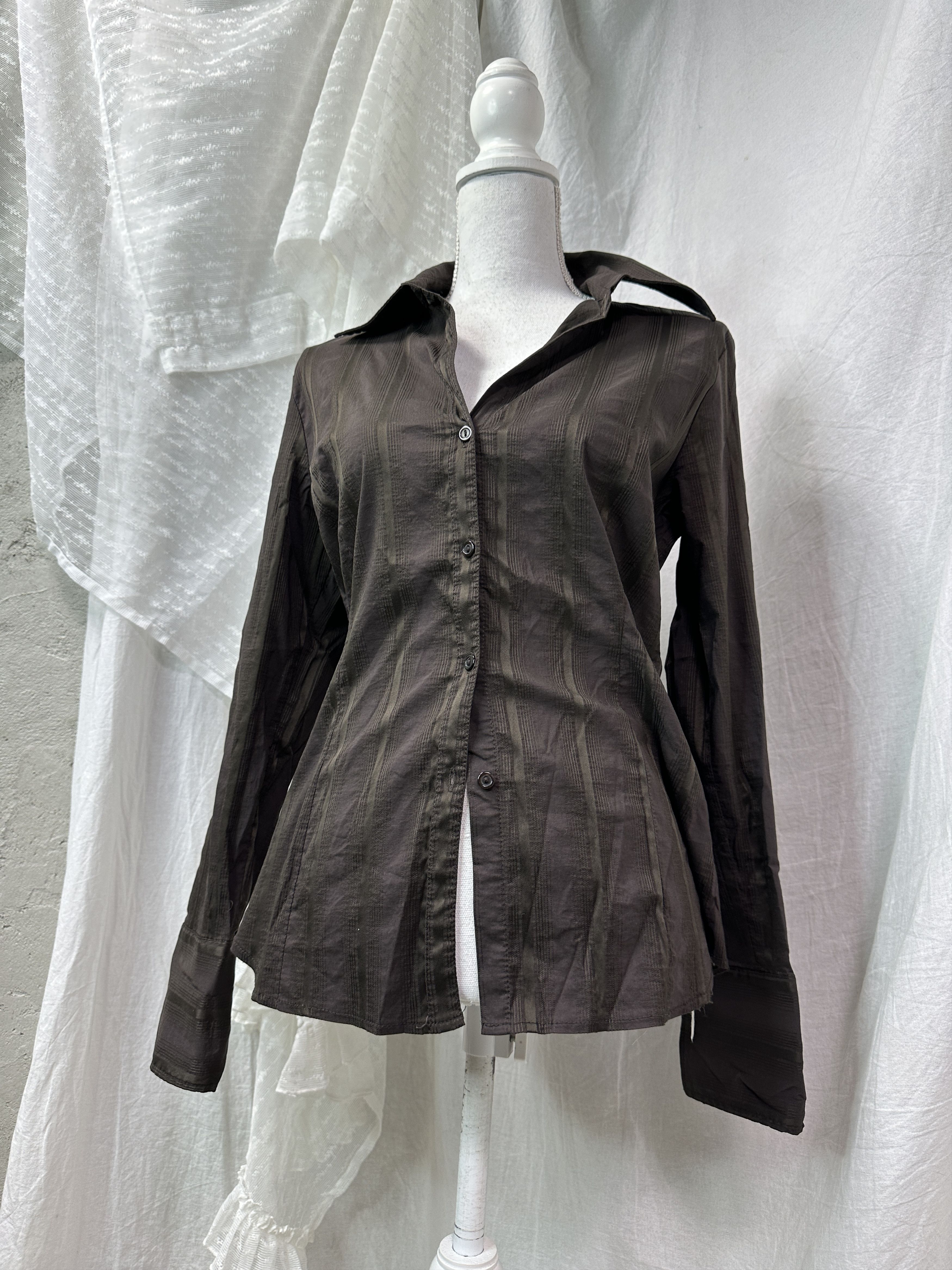 Vintage Vintage Classy Chocolate Brown Pinstripe Shirt Y2K Size M / US 6-8 / IT 42-44 - 1 Thumbnail