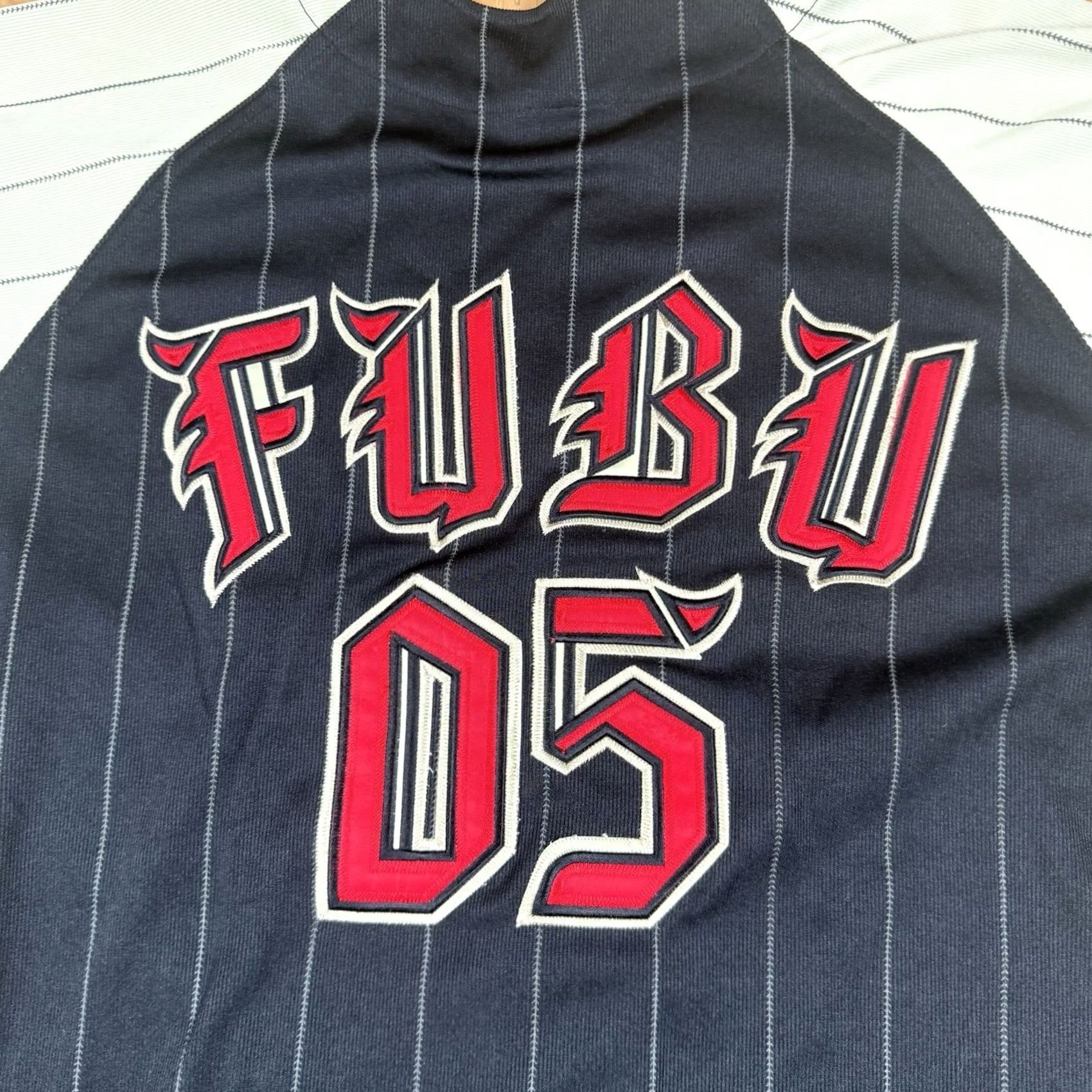 Fubu VINTAGE FUBU 05 Sports Baseball Jersey Button Mens Large Black Red Y2K Size US L / EU 52-54 / 3 - 2 Thumbnail