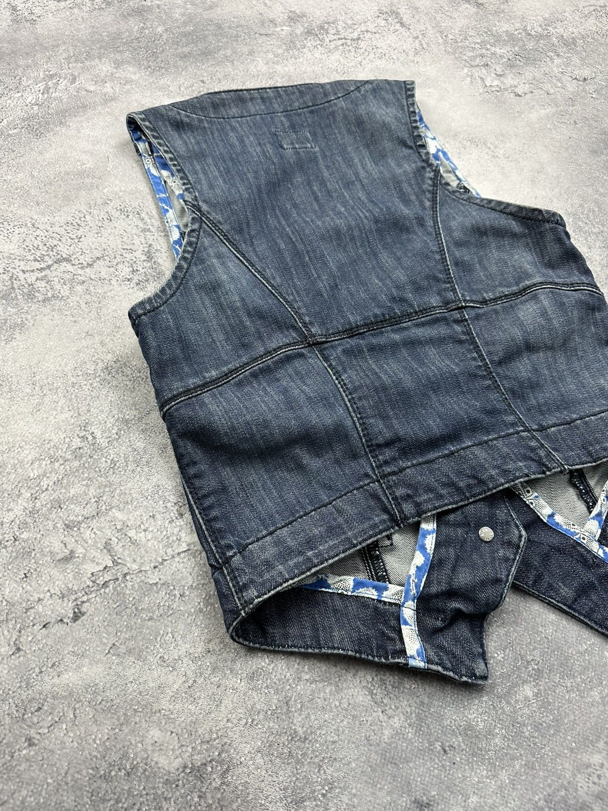 Miss Sixty Vintage Miss Sixty Y2K Vest Avant Garde Japanese Style M60 Size S / US 4 / IT 40 - 13 Thumbnail