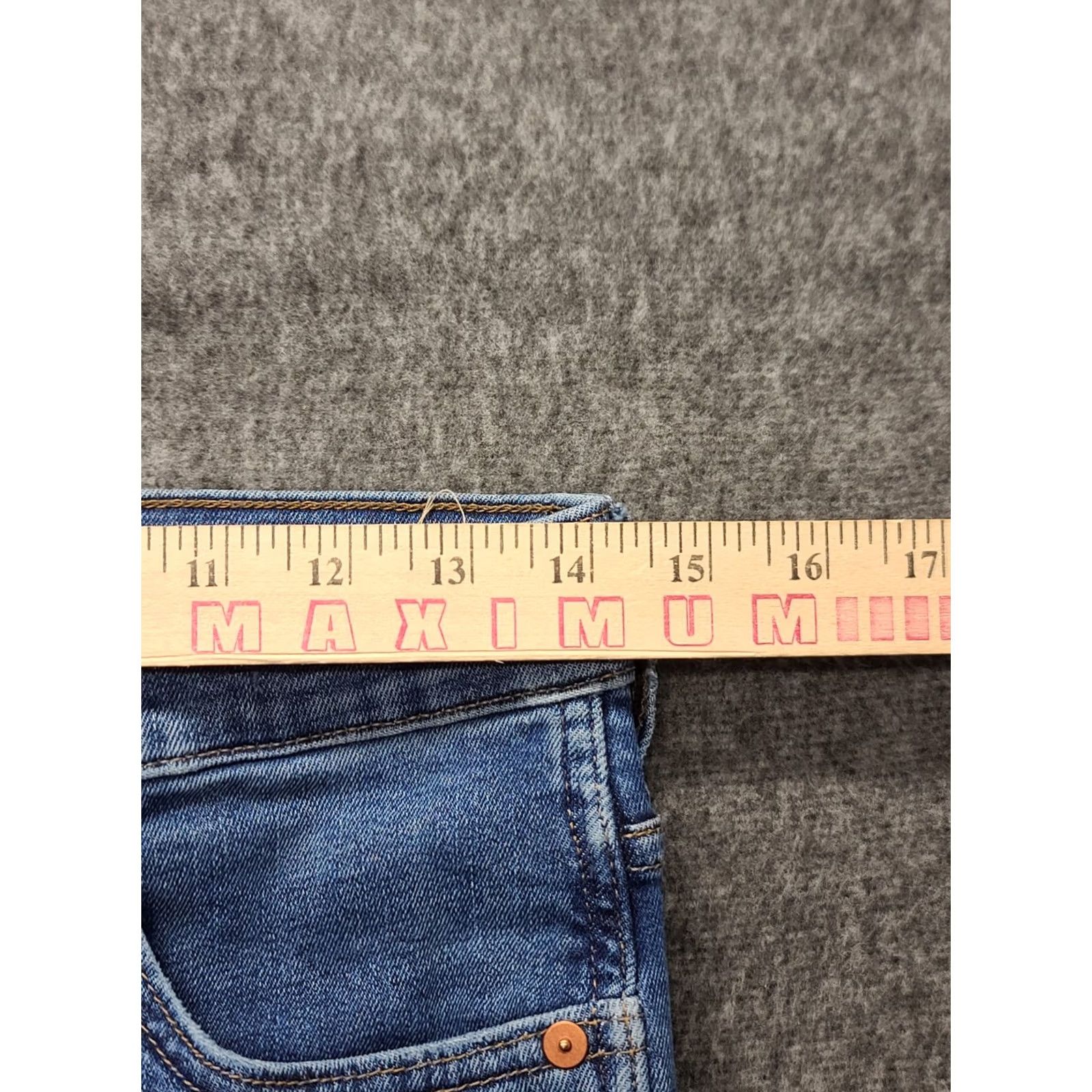 Madewell Madewell High Rise Skinny Jeans Womens 28x27 Light Wash Distressed Raw Cuff Slimming Stretch 5-Pocket Denim Jeans Size 29" - 4 Thumbnail