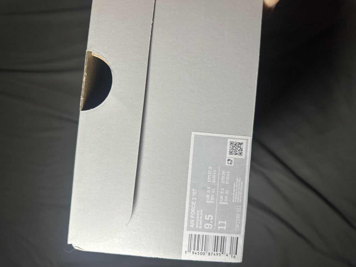 Nike Air Force 1 Size US 9.5 / EU 42-43 - 5 Thumbnail