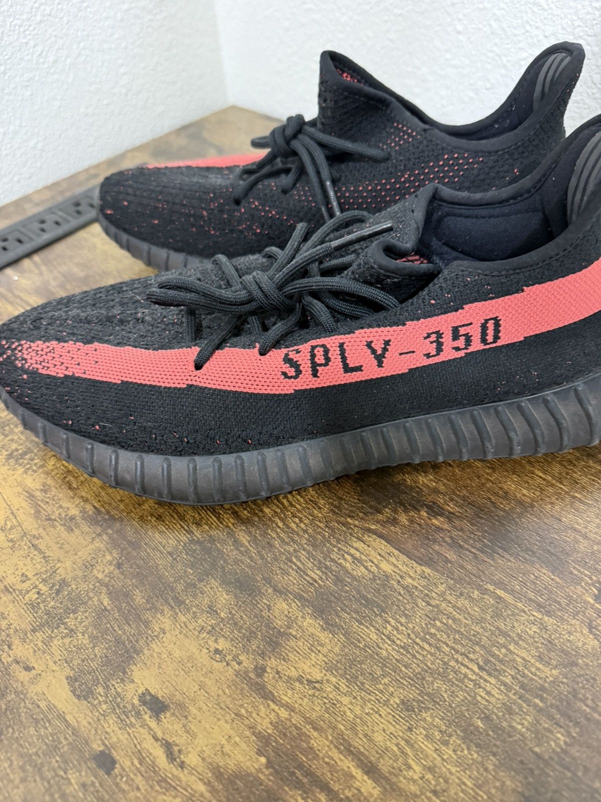 Adidas Yeezy 350 Size US 12 / EU 45 - 2 Thumbnail