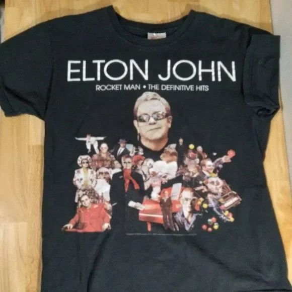 Band Tees Elton John Rocket Man Tour 2011 T-Shirt Size US M / EU 48-50 / 2 - 2 Thumbnail