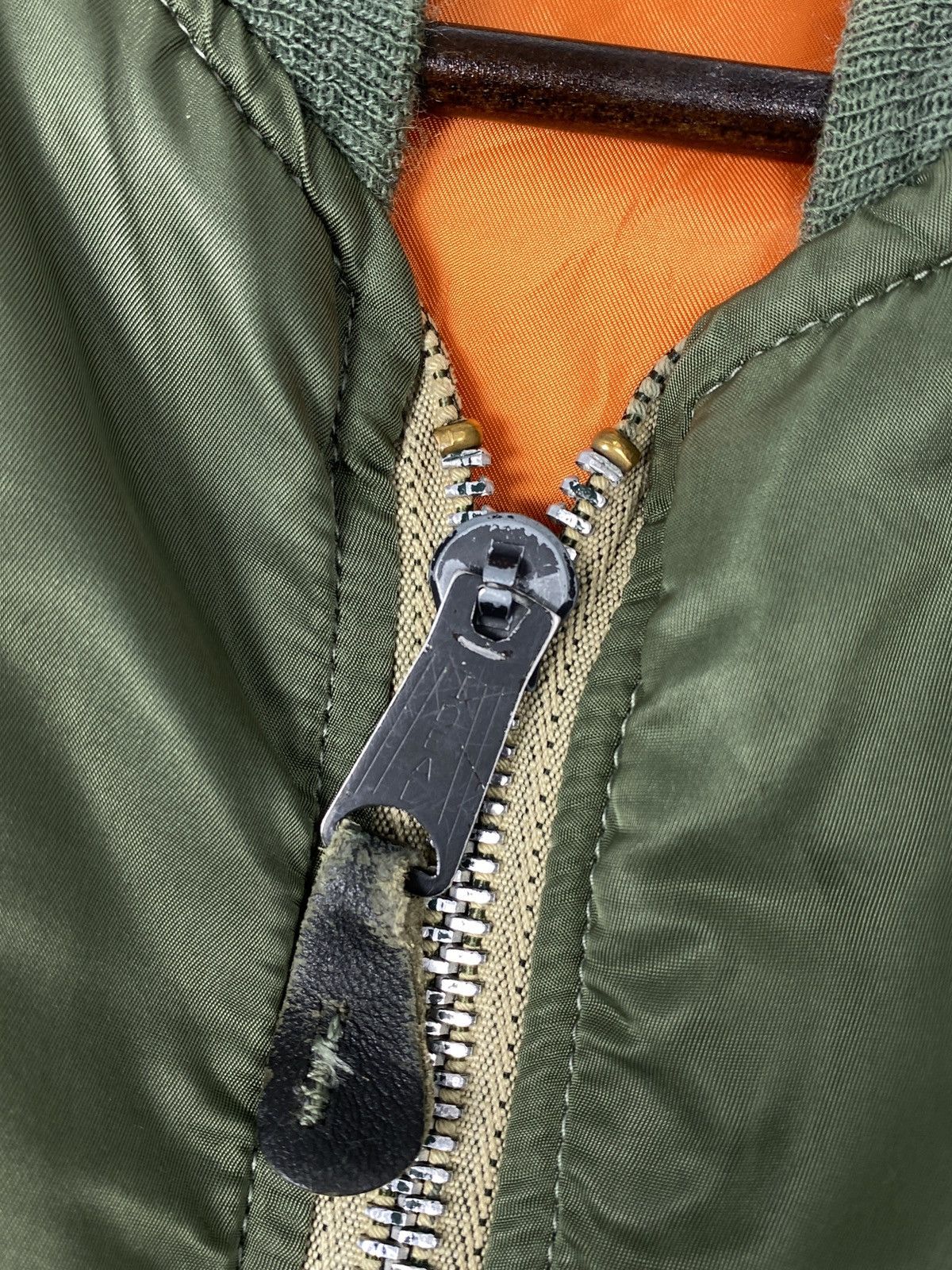 Alpha Industries Vintage Alpha Industries MA-1 Bombers Jacket Size US M / EU 48-50 / 2 - 5 Thumbnail