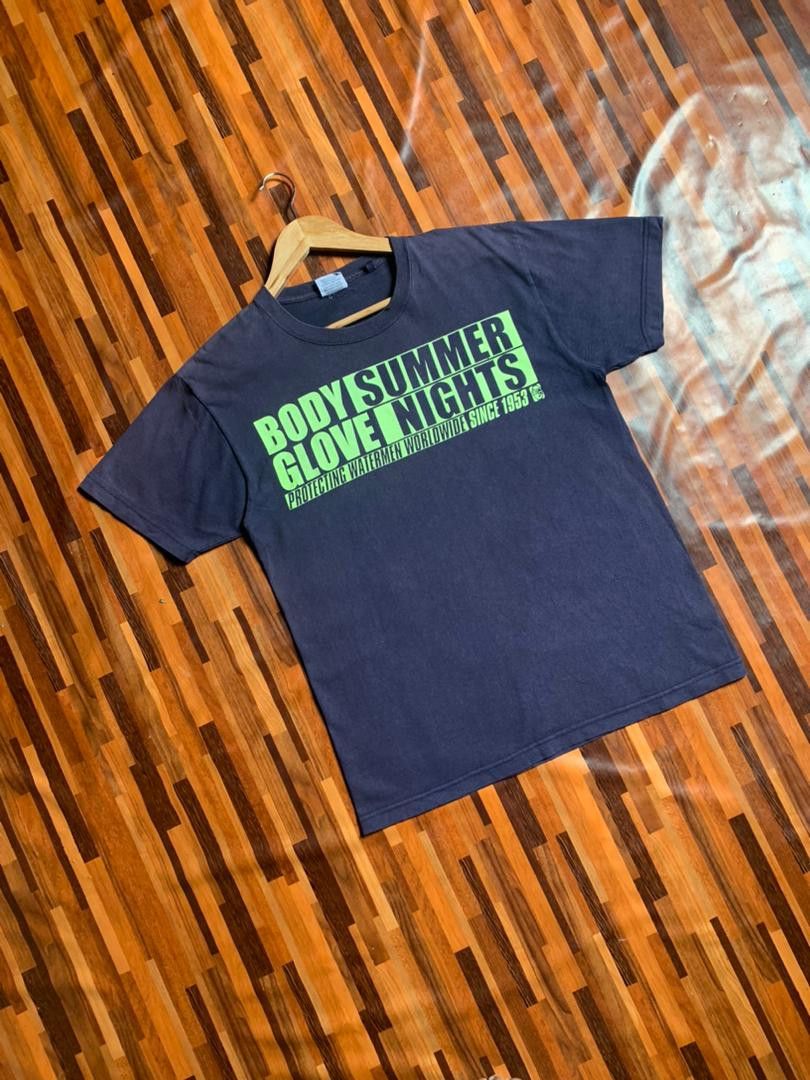 Vintage Surf style BODY GLOVE faded dark blue t-shirt. Size US L / EU 52-54 / 3 - 1 Thumbnail