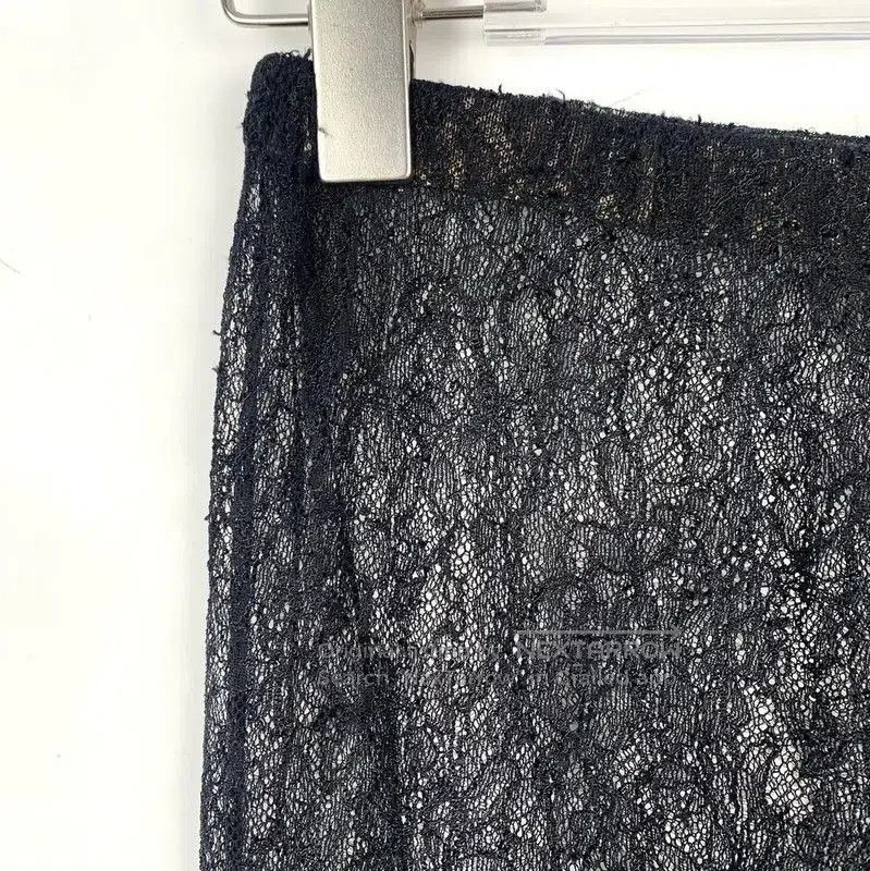 Chanel Chanel Black Casual Pants for Women . Size 23" - 3 Thumbnail