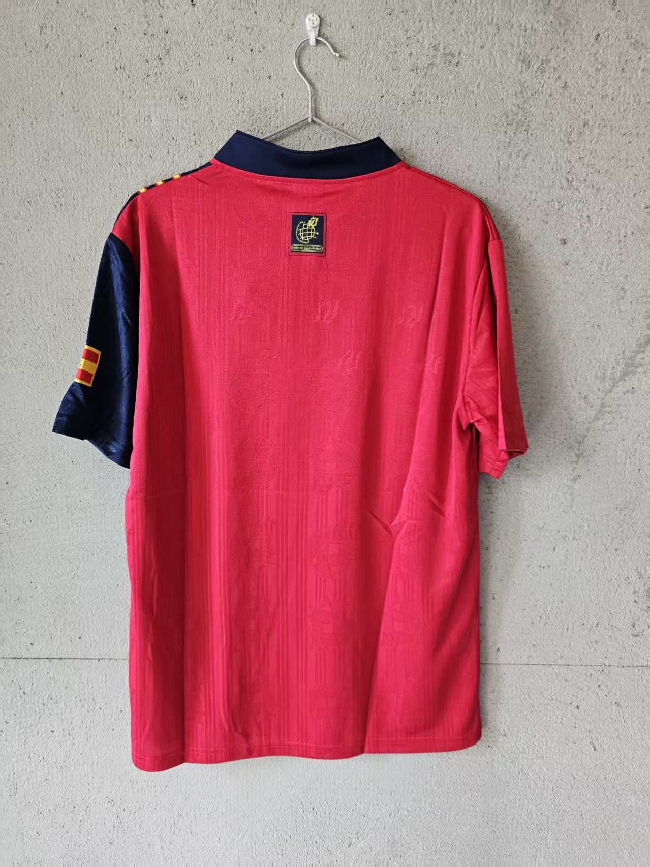 Other 1996 Spain Soccer Jersey Home Size US S / EU 44-46 / 1 - 5 Thumbnail