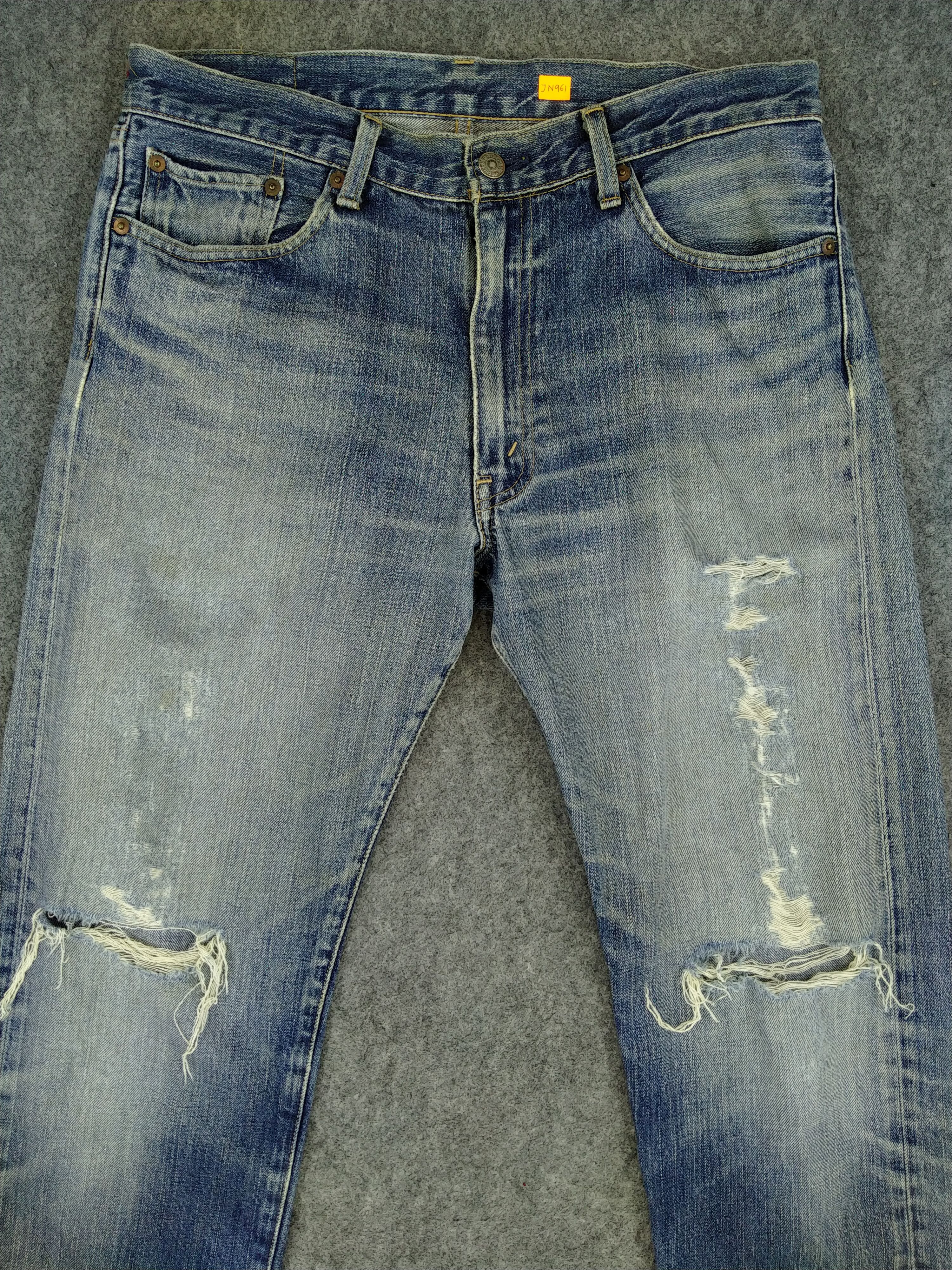 Levi's Blue Distressed Vintage Levi's 505 Jeans 33x31.5 Denim JN961 Size US 33 - 3 Thumbnail