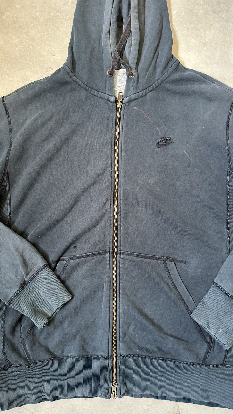 Nike VINTAGE Y2K NIKE HOODIE WELL FADED HOODIE Size US XL / EU 56 / 4 - 2 Thumbnail