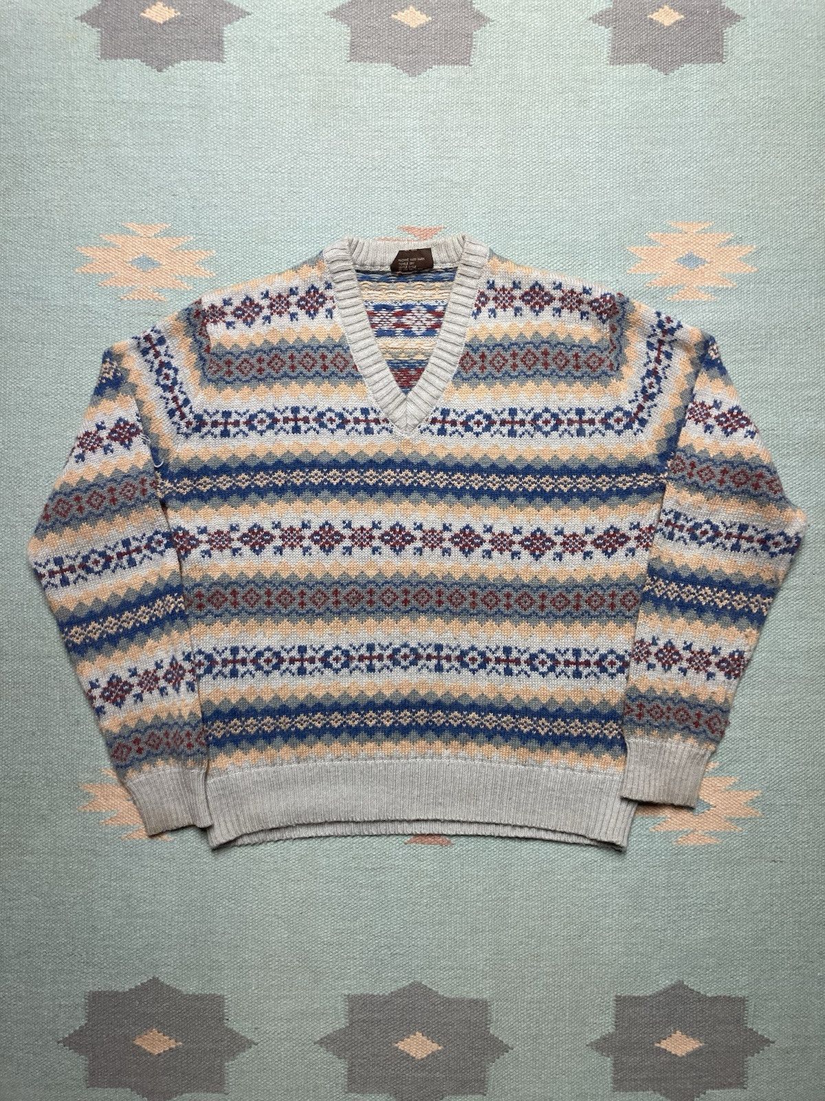 Vintage knit sweater acrylic blend Horizon aztec snowflake v neck L Size US L / EU 52-54 / 3 - 1 Thumbnail