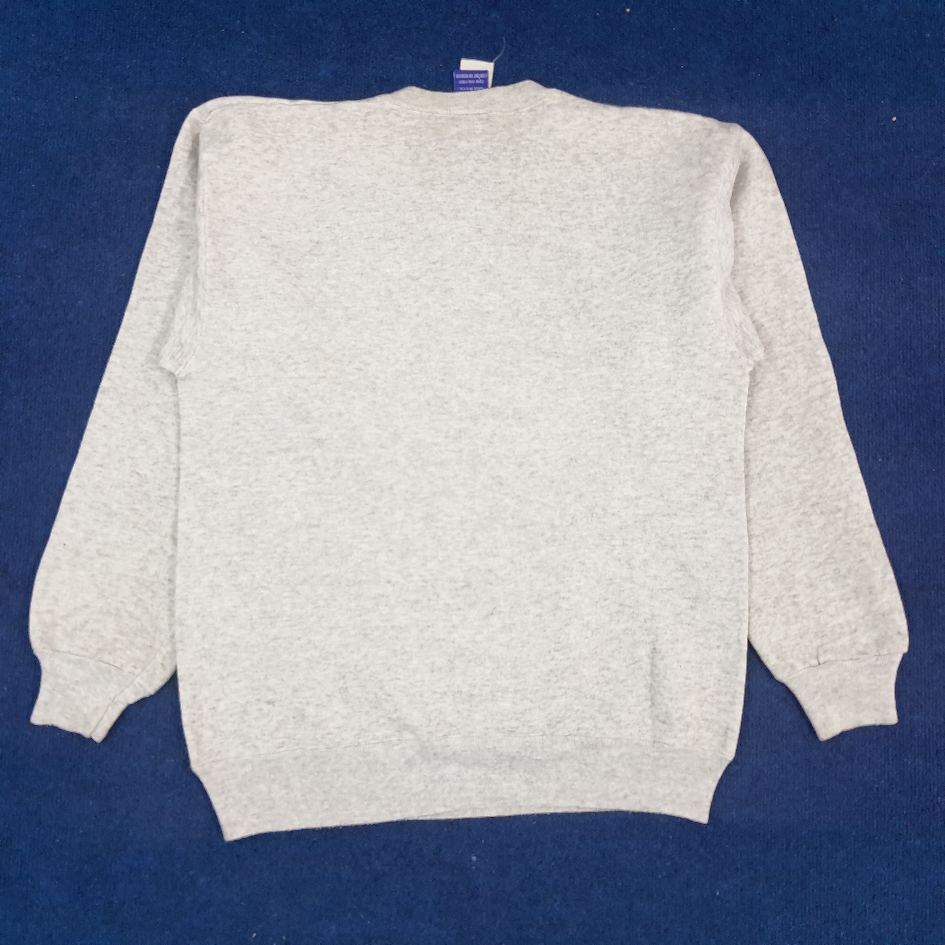 Vintage YALE Luxet Veritas New Haven Connecticut Sweatshirt