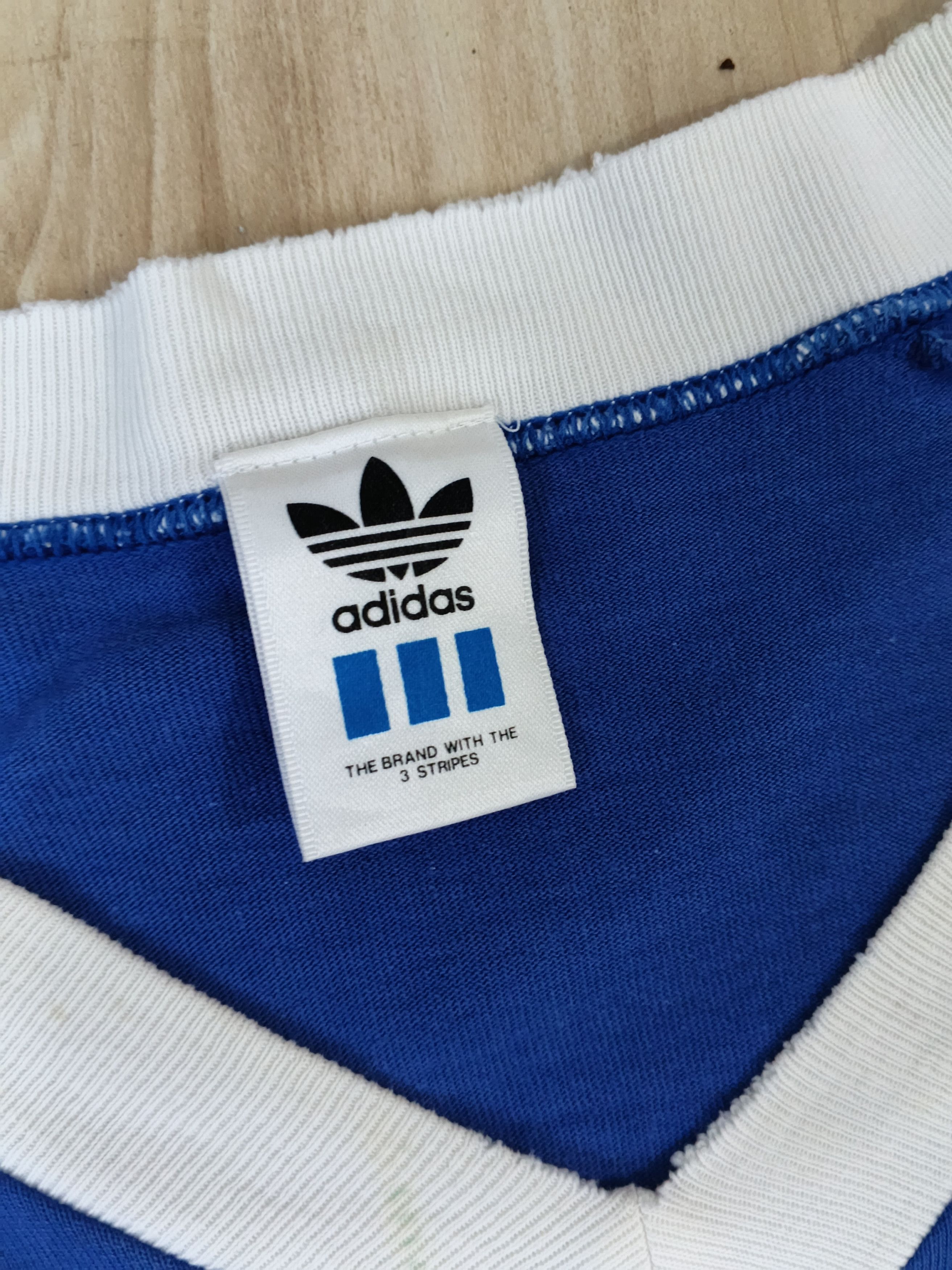 Adidas Vintage Adidas Retro Shirt Short Sleeve Size US L / EU 52-54 / 3 - 6 Thumbnail