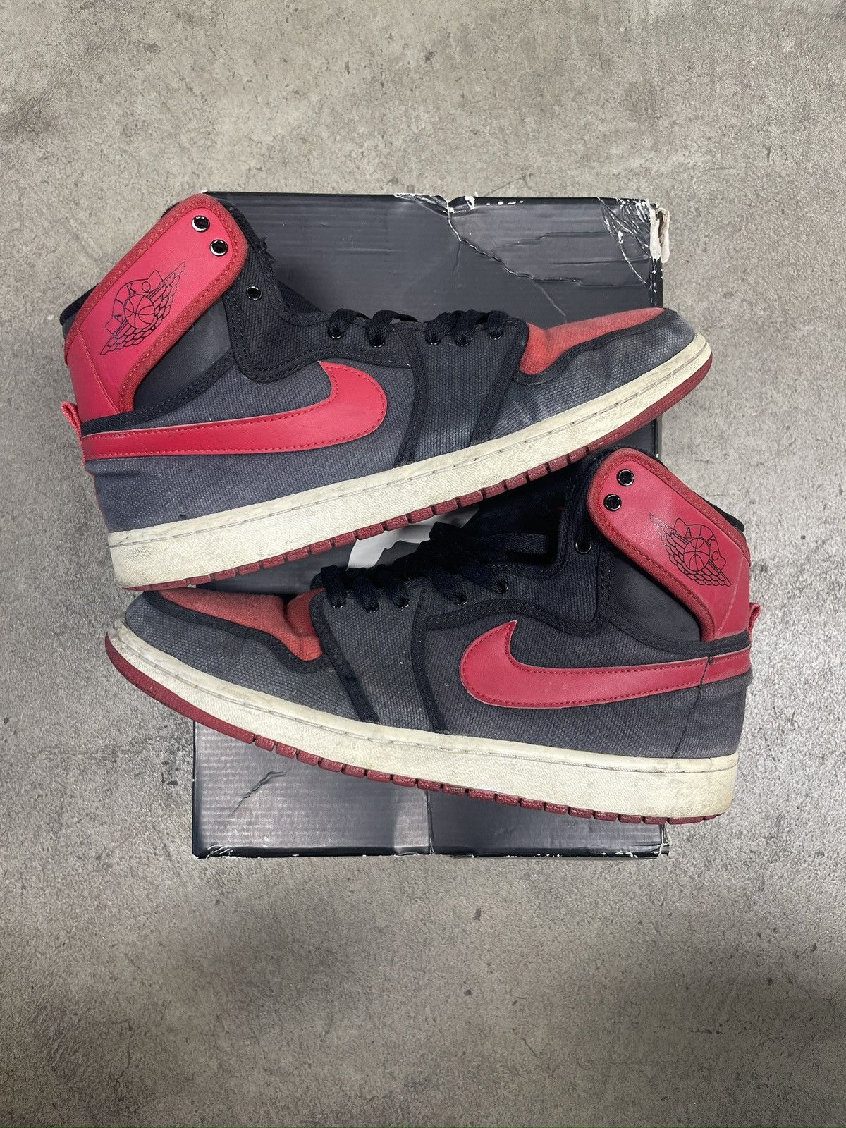 Jordan Brand 2012 Air Jordan 1 Retro AJKO Bred Size US 10 / EU 43 - 1 Thumbnail
