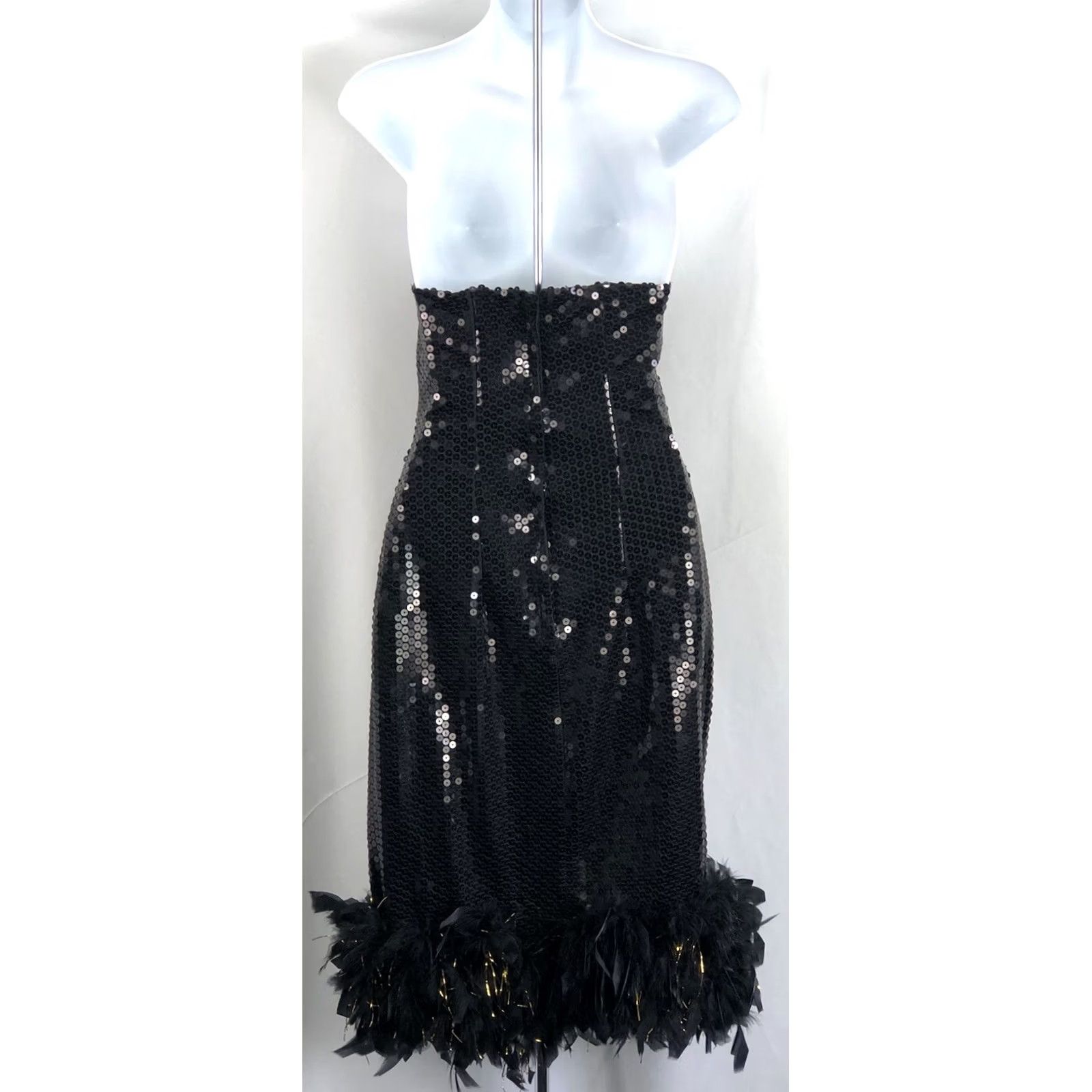 Vintage VINTAGE Strapless Sweetheart Sequin Dress 5/6 Black Gold Feather Hem Prom Party Dress Size S / US 4 / IT 40 - 4 Thumbnail
