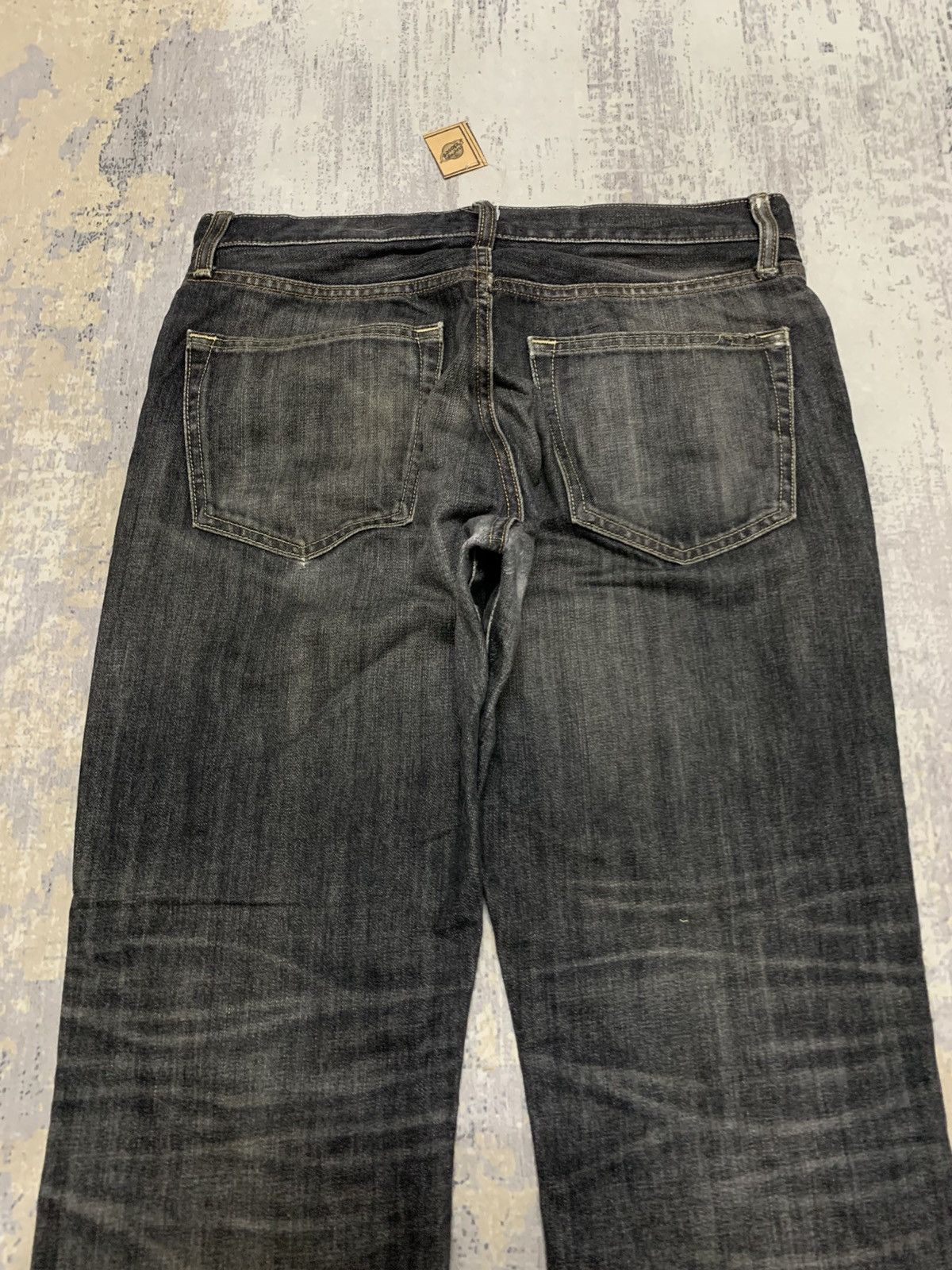 Undercover × Uniqlo W32x29 Uniqlo Jeans Faded Black Denim Jeans Size US 32 / EU 48 - 7 Thumbnail