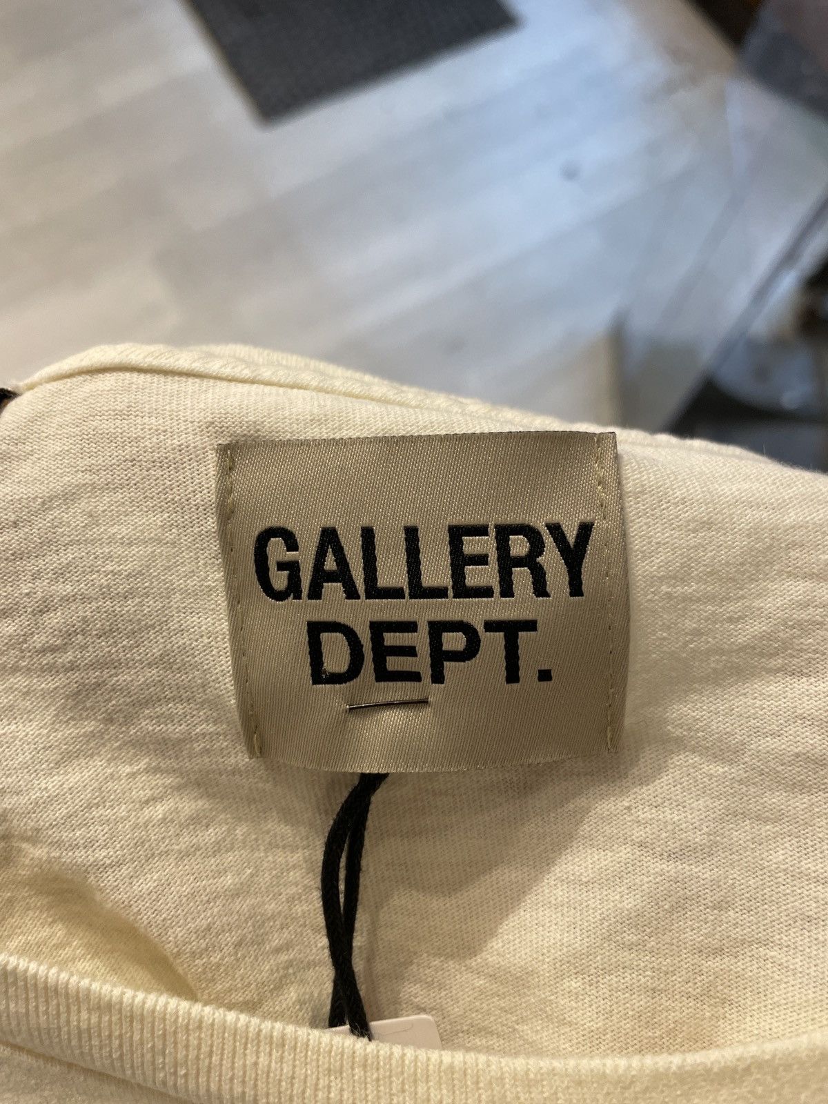 Gallery Dept. Gallery Dept. Souvenir T-Shirt Cream S Size US S / EU 44-46 / 1 - 3 Thumbnail