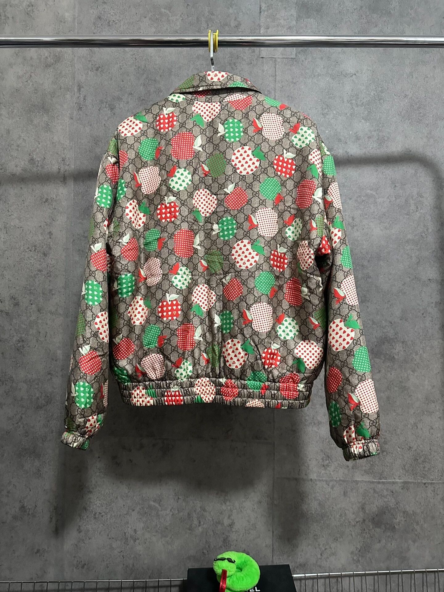 Gucci Gucci Apple Print GG Monogram Jacket Size US S / EU 44-46 / 1 - 3 Thumbnail
