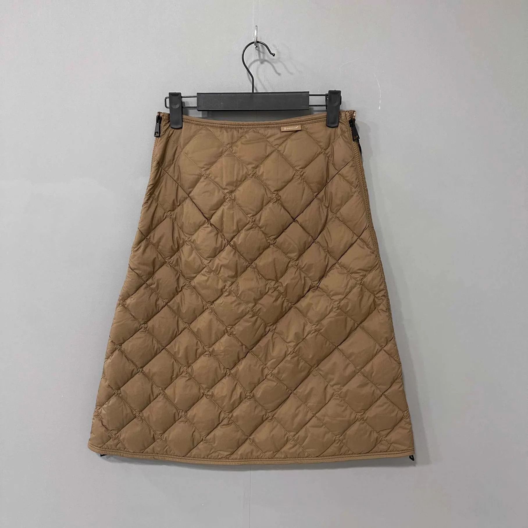 Moncler Moncler brown quilted down midi skirt 40 Size 27" / US 4 / IT 40 - 2 Thumbnail
