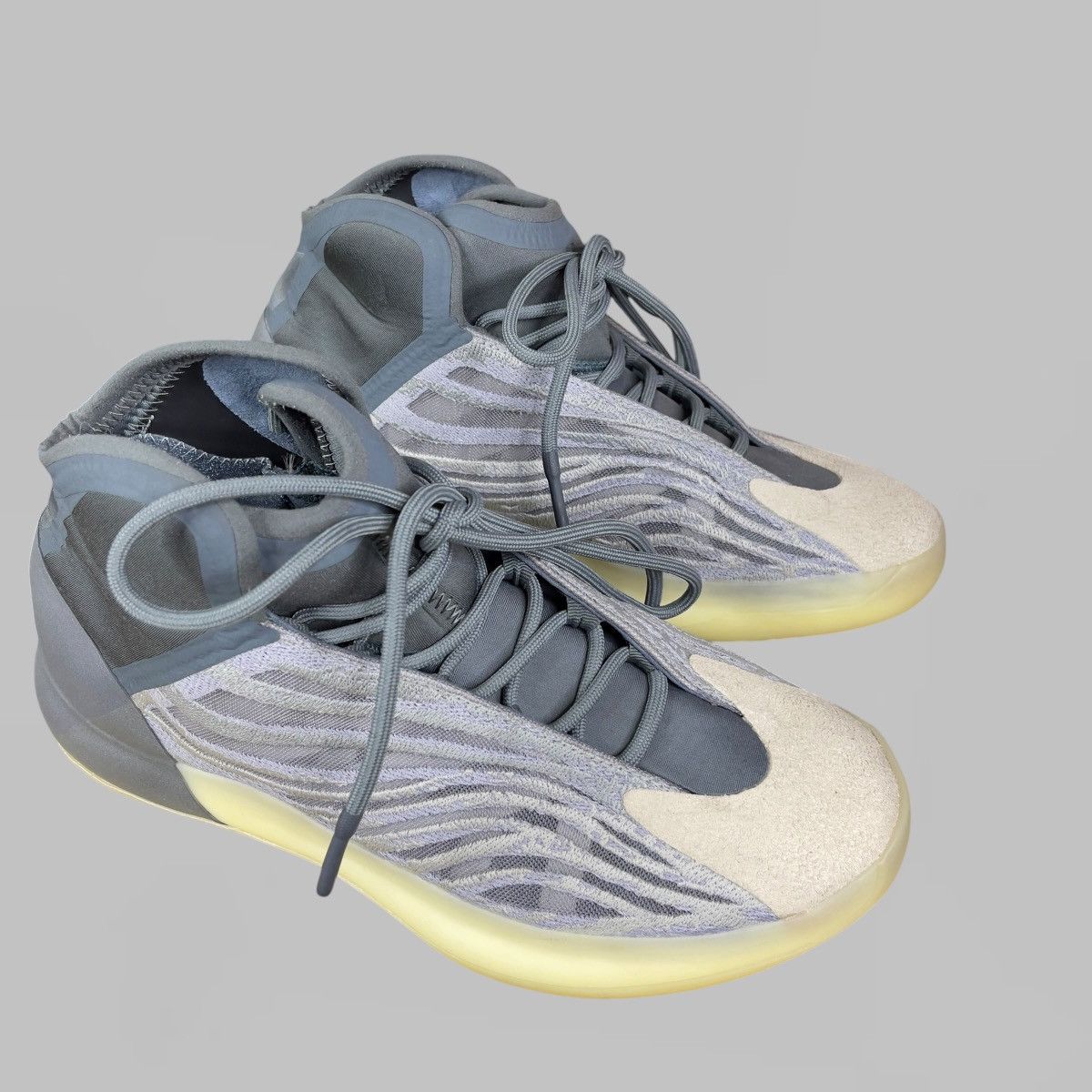 Yeezy YEEZY QNTM MONCAR HIGH OG NEW SIZE 44 Size US 10.5 / EU 43-44 - 3 Thumbnail