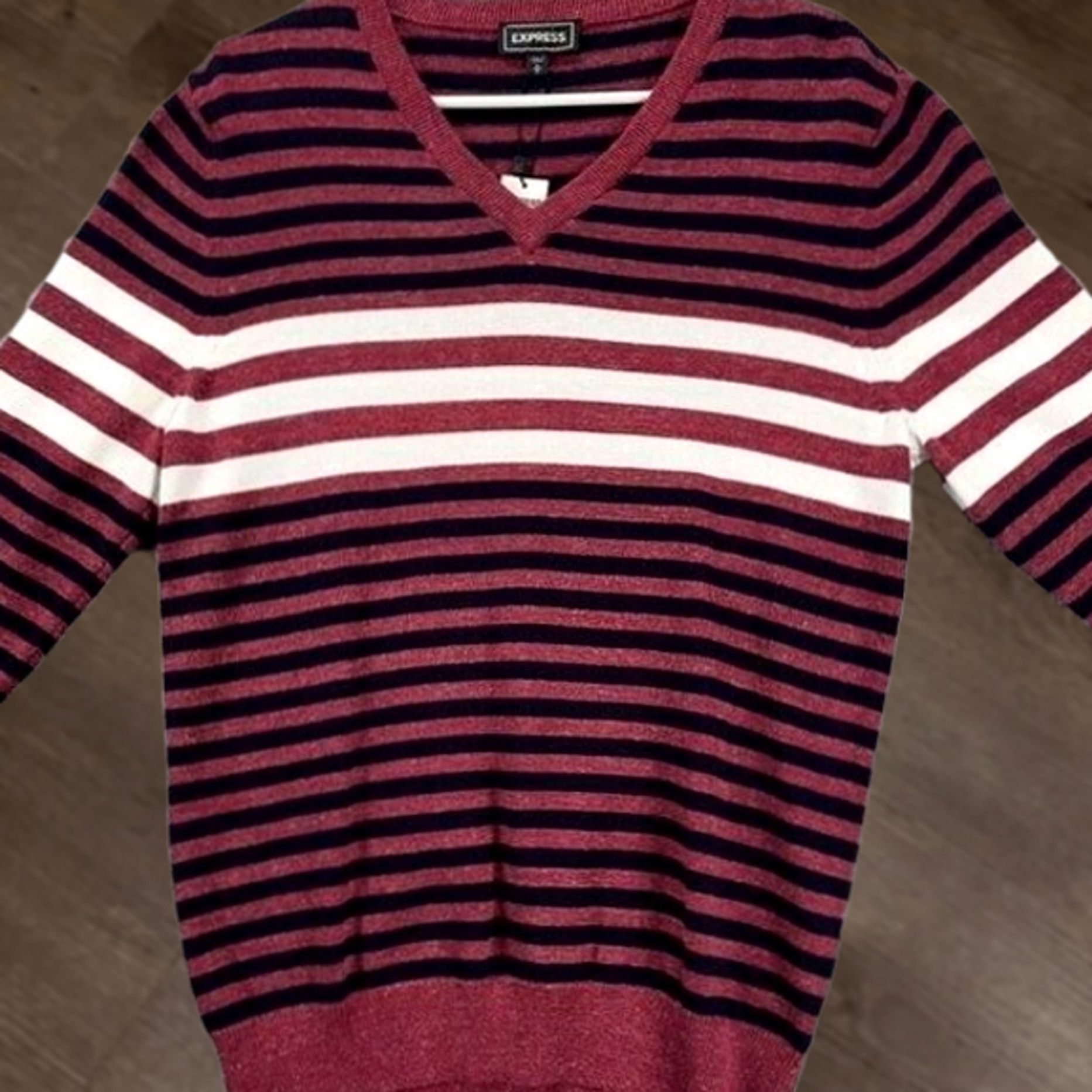 Express Express V-Neck Sweater Mens Medium Red Striped Long Sleeve Pullover NEW Size US M / EU 48-50 / 2 - 1 Thumbnail