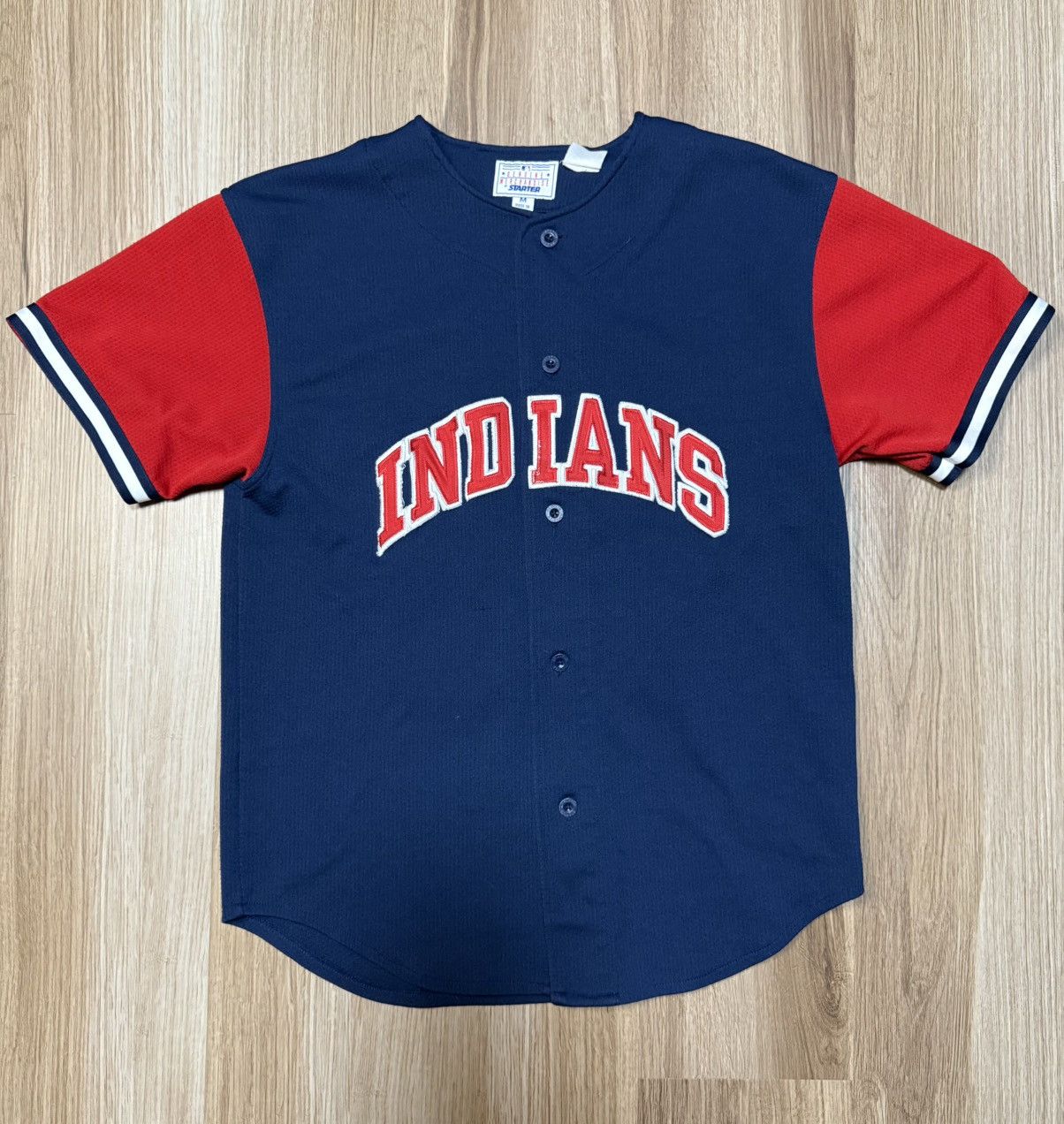 Starter Vintage Starter Cleveland Indians Jersey Size M Men Blue Red Size US M / EU 48-50 / 2 - 1 Thumbnail