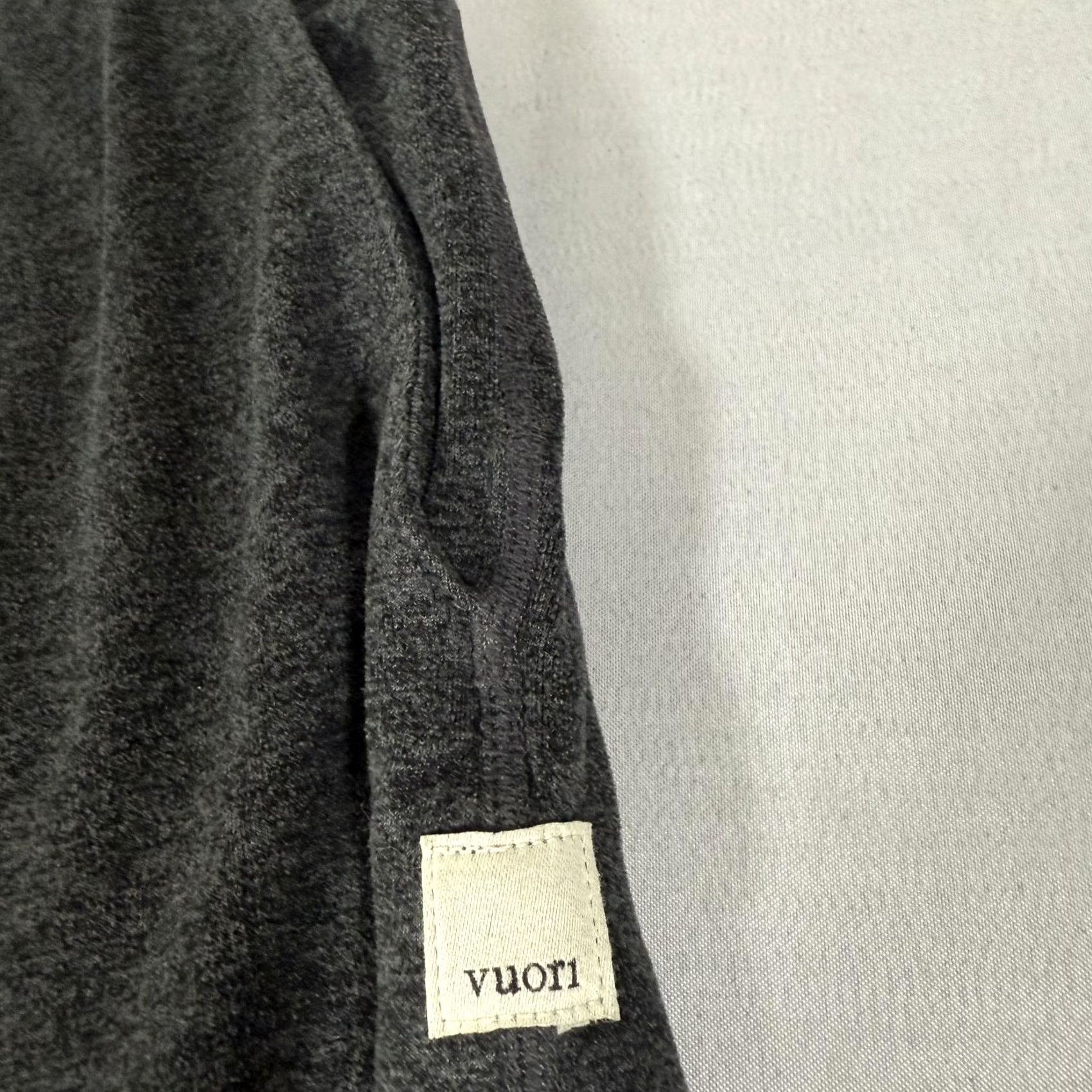 Vuori Vuori Pants Womens M Gray Performance Jogger Cropped Knit Slim Inseam 26 in Tapered Pockets Elastic Waist Jogger Athleisure Winter Size 32" / US 10 / IT 46 - 3 Thumbnail