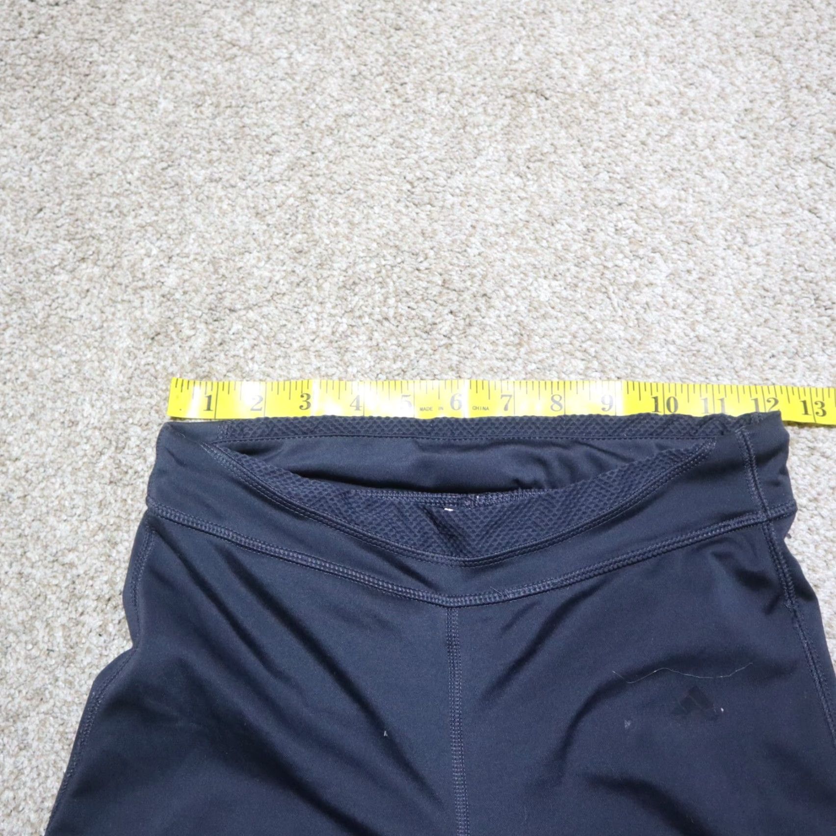 Adidas VINTAGE Adidas Knee Length Capri Shorts Black Stretchy Adult Women's Size S Small Size 28" / US 6 / IT 42 - 3 Thumbnail