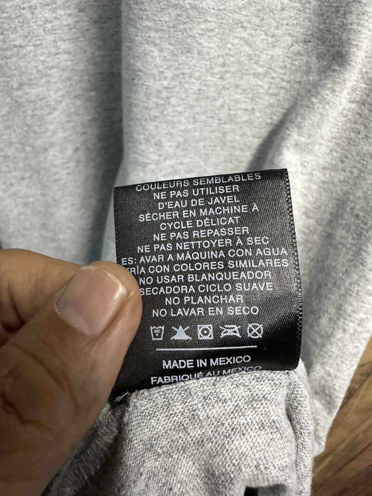 Huf Property Of Photo Dept by HUF X Playboy Tshirt A249 Size US M / EU 48-50 / 2 - 12 Thumbnail