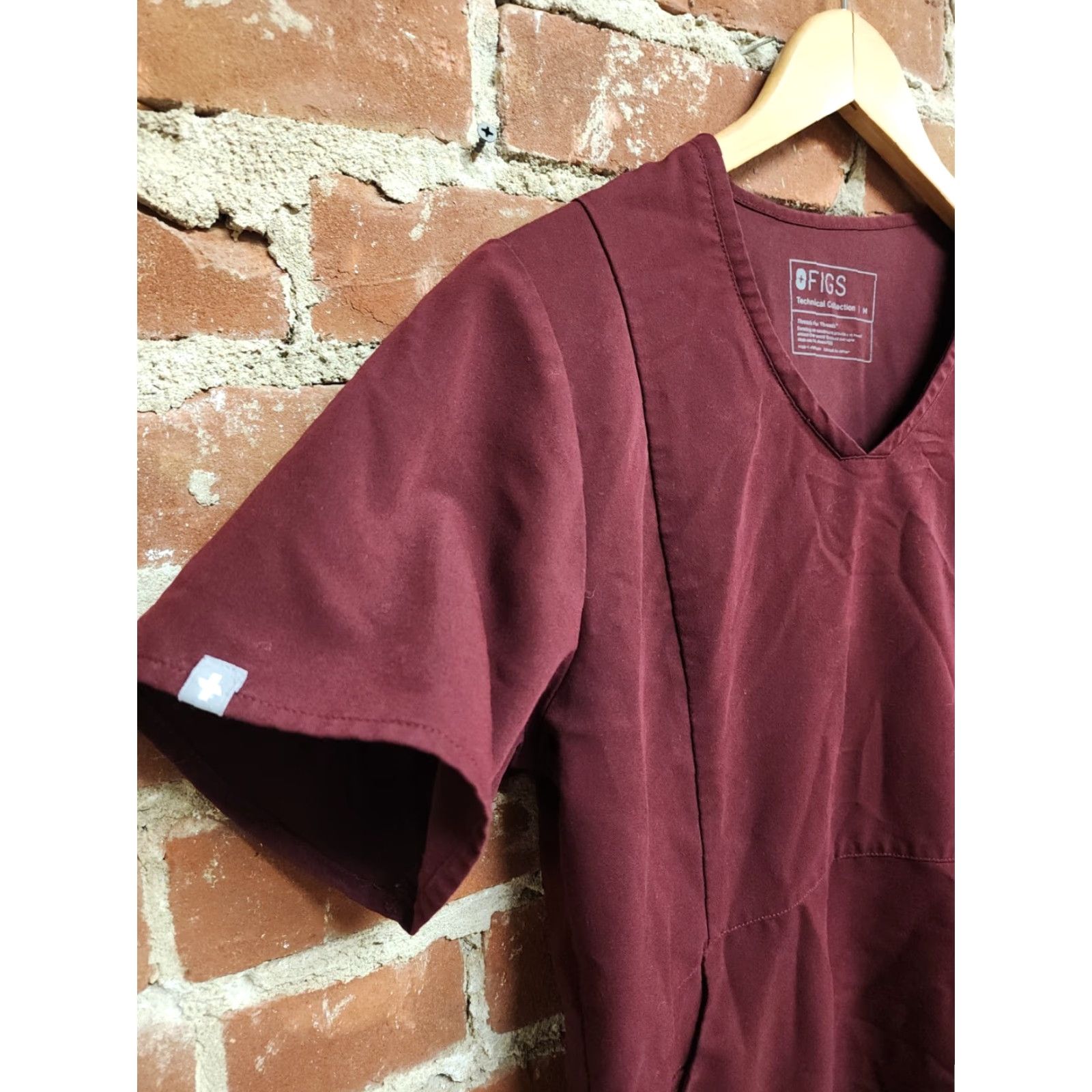 Vintage FIGS Scrub Top Womens Red Technical Collection Size M W20SW1036 Size M / US 6-8 / IT 42-44 - 4 Thumbnail