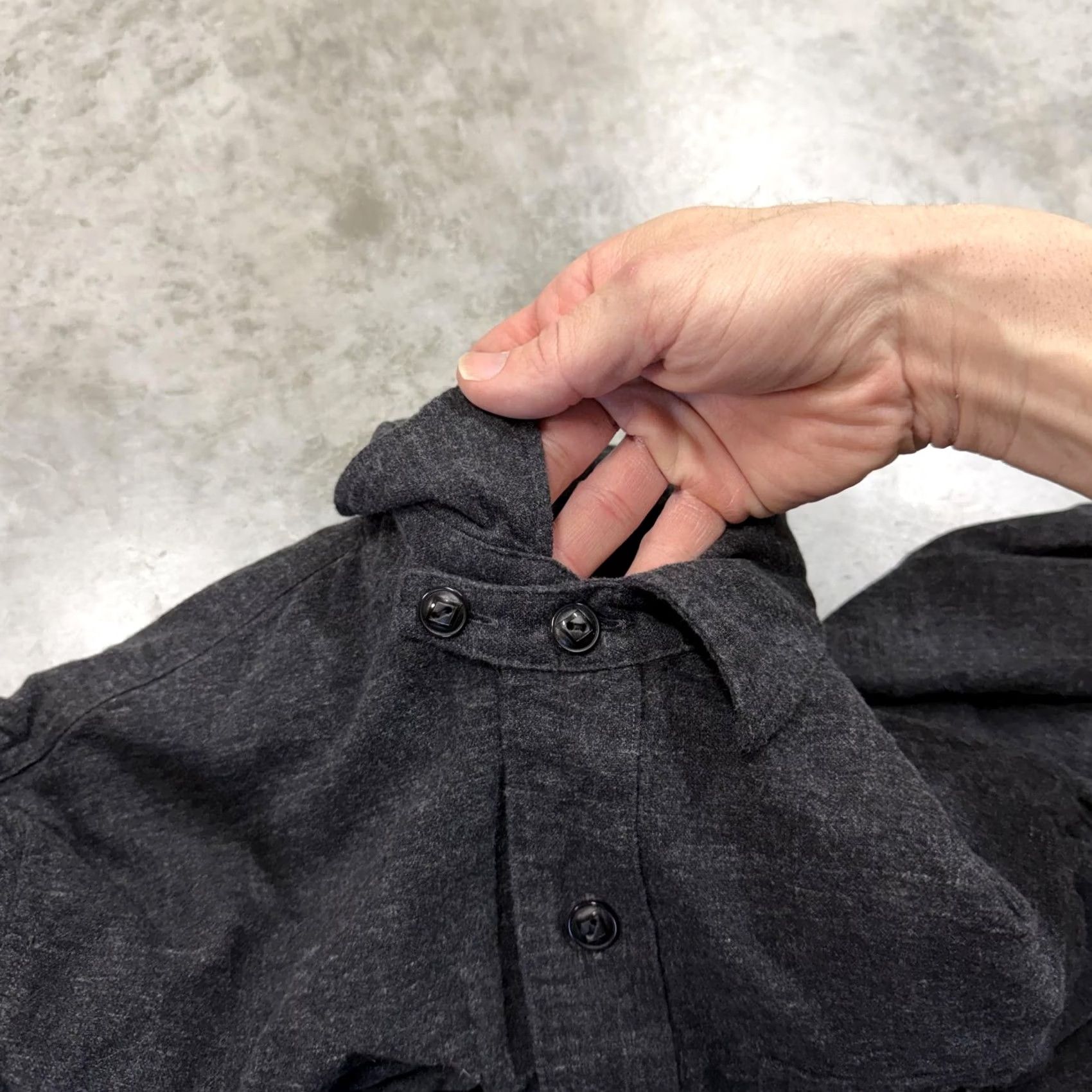 Polo Ralph Lauren Polo Ralph Lauren Shirt Mens Medium Gray Solid Flannel Button Long Sleeve Casual Size US M / EU 48-50 / 2 - 4 Thumbnail