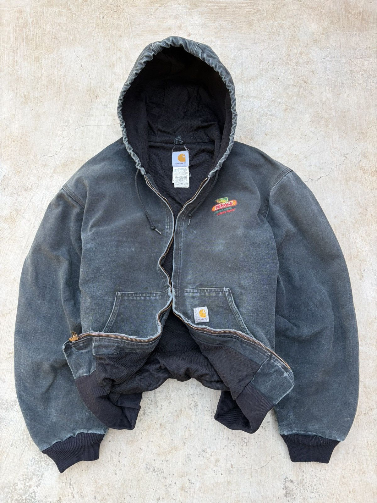 Carhartt Vintage 00s Faded Carhartt Active Jacket J131 BLK Size US XL / EU 56 / 4 - 2 Thumbnail