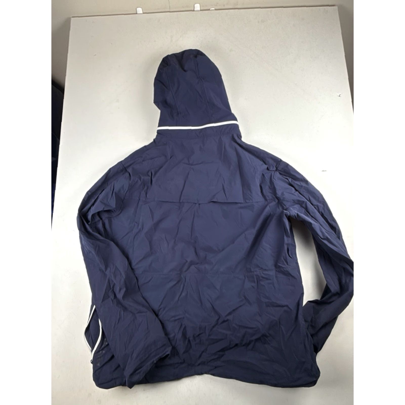 Peter Millar Peter Millar Windbreaker Jacket Men's XL Blue Hooded Zip Long Sleeve Casual Outdoor Fall Winter Golf Hiking Walking Regular Full Zip Size US XL / EU 56 / 4 - 8 Thumbnail