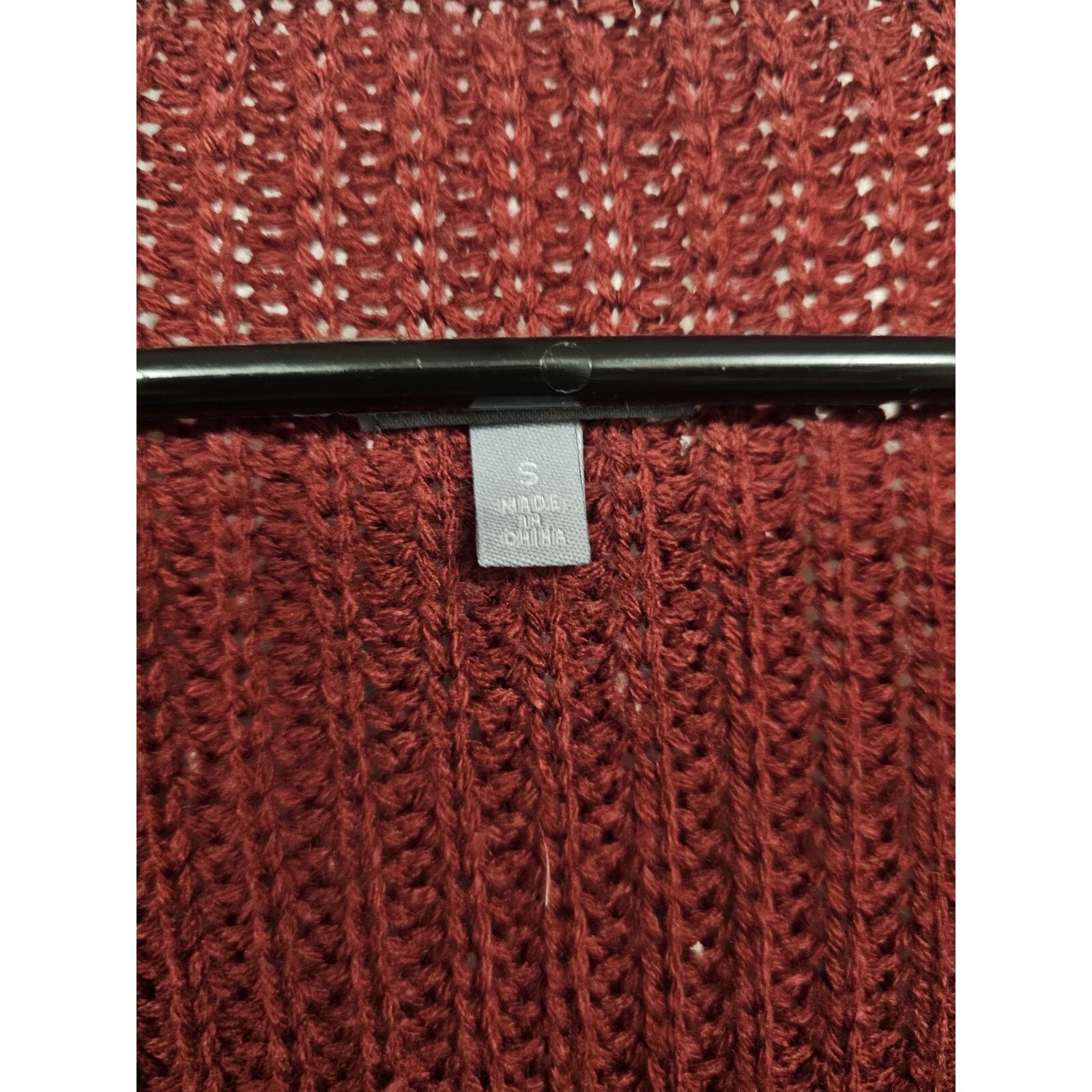 Other Charlotte Russe (Small) Women's Maroon V-Neck Sweatshirt Size S / US 4 / IT 40 - 1 Thumbnail