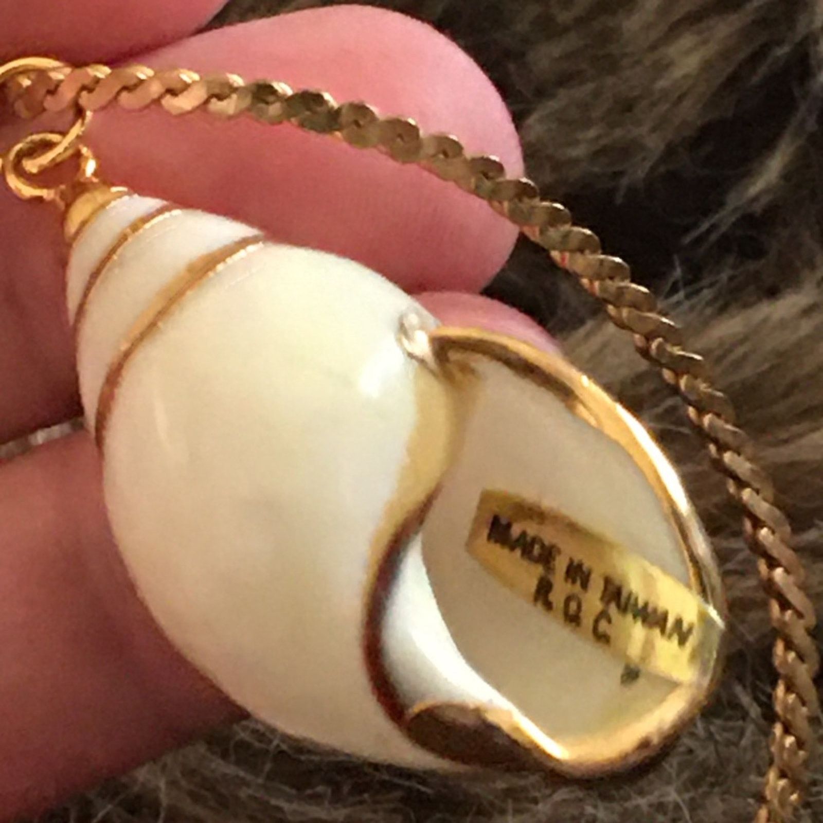 Vintage Vintage natural tulip shell pendant on chain Size ONE SIZE - 7 Thumbnail