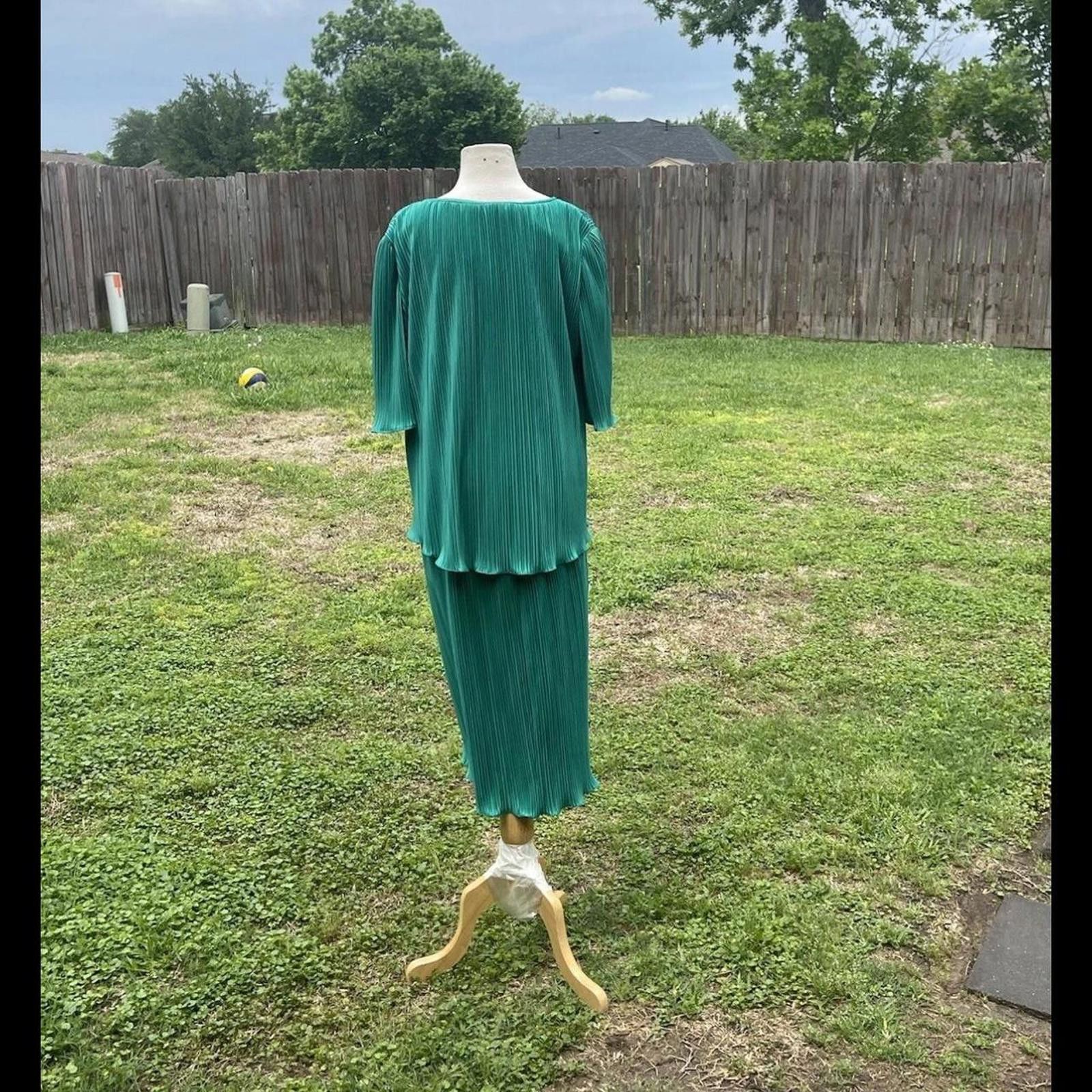 Other Green pleated maxi dress with 3/4 sleeves Size XL / US 12-14 / IT 48-50 - 3 Thumbnail