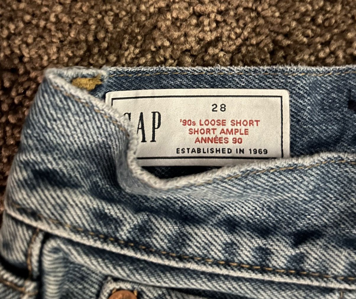 Gap Gap loose fit 90s style jorts Size US 28 / EU 44 - 3 Thumbnail