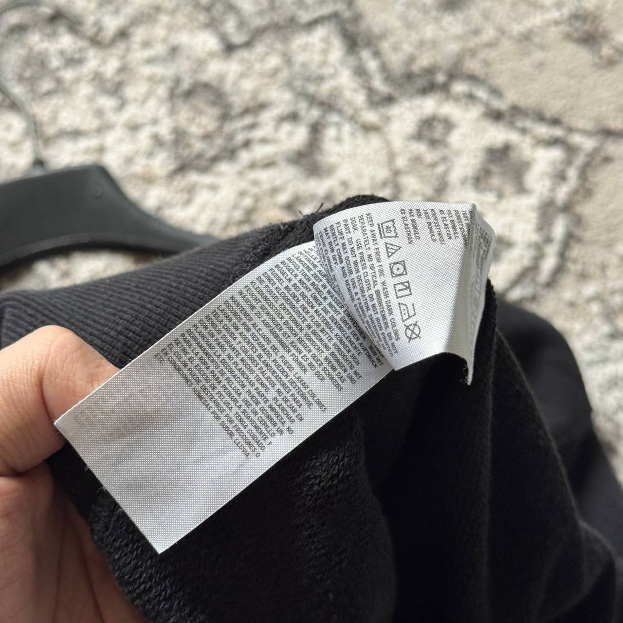 Kaws × Uniqlo Uniqlo x Kaws Crewneck Sweatshirt Size US M / EU 48-50 / 2 - 10 Thumbnail