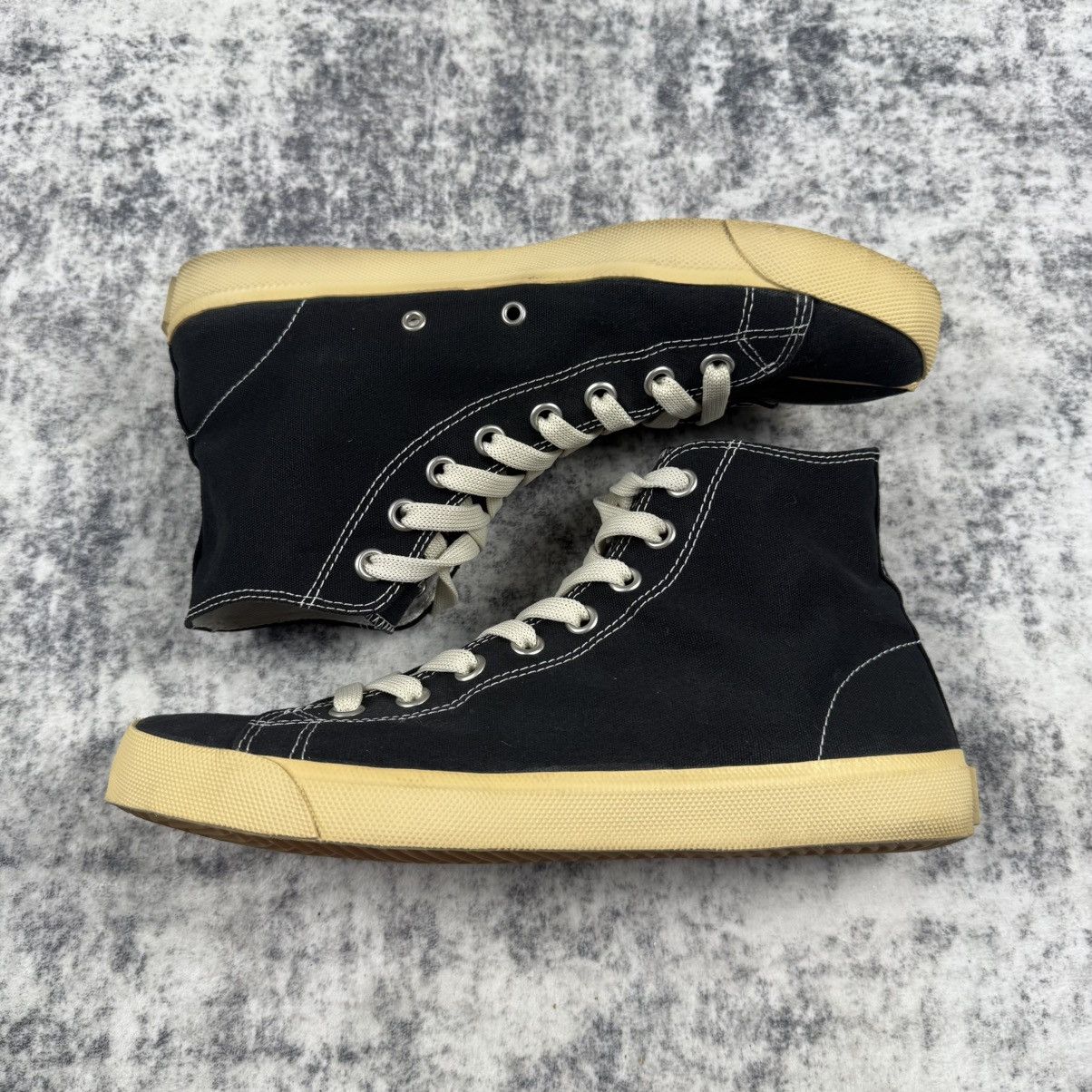 Maison Margiela Maison Margiela Vandal Tabi High Top Canvas Sneakers Size US 9 / EU 42 - 5 Thumbnail
