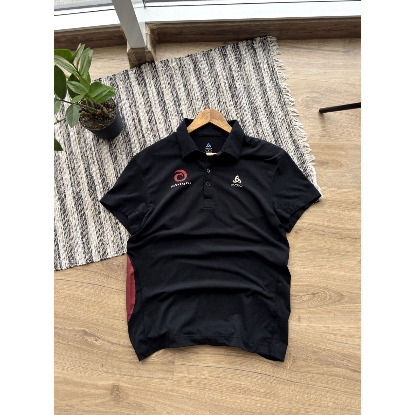 Odlo ODLO ALINGHI YACHT RACING AMERICA’S CUP POLO BLACK SHIRT M MEN Size US M / EU 48-50 / 2 - 3 Thumbnail