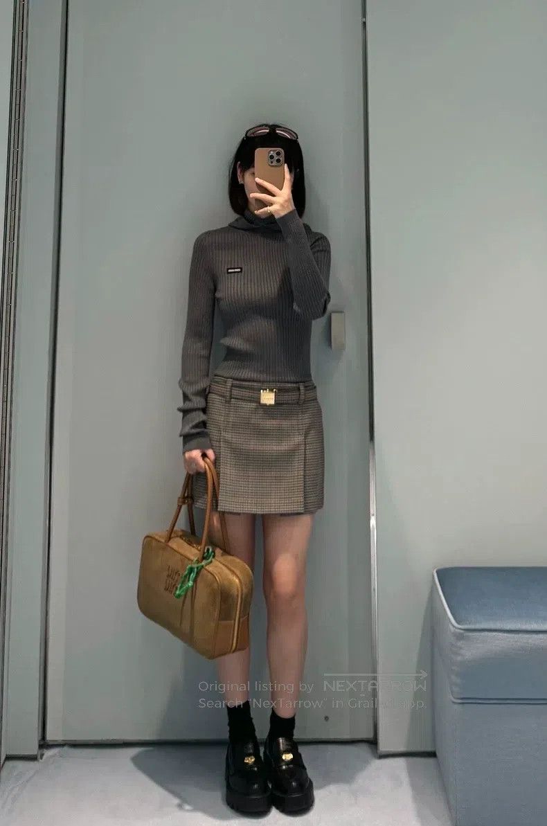 Other Miu Miu 40 Grey letter map hooded sweater in autumn and win Size M / US 6-8 / IT 42-44 - 2 Thumbnail