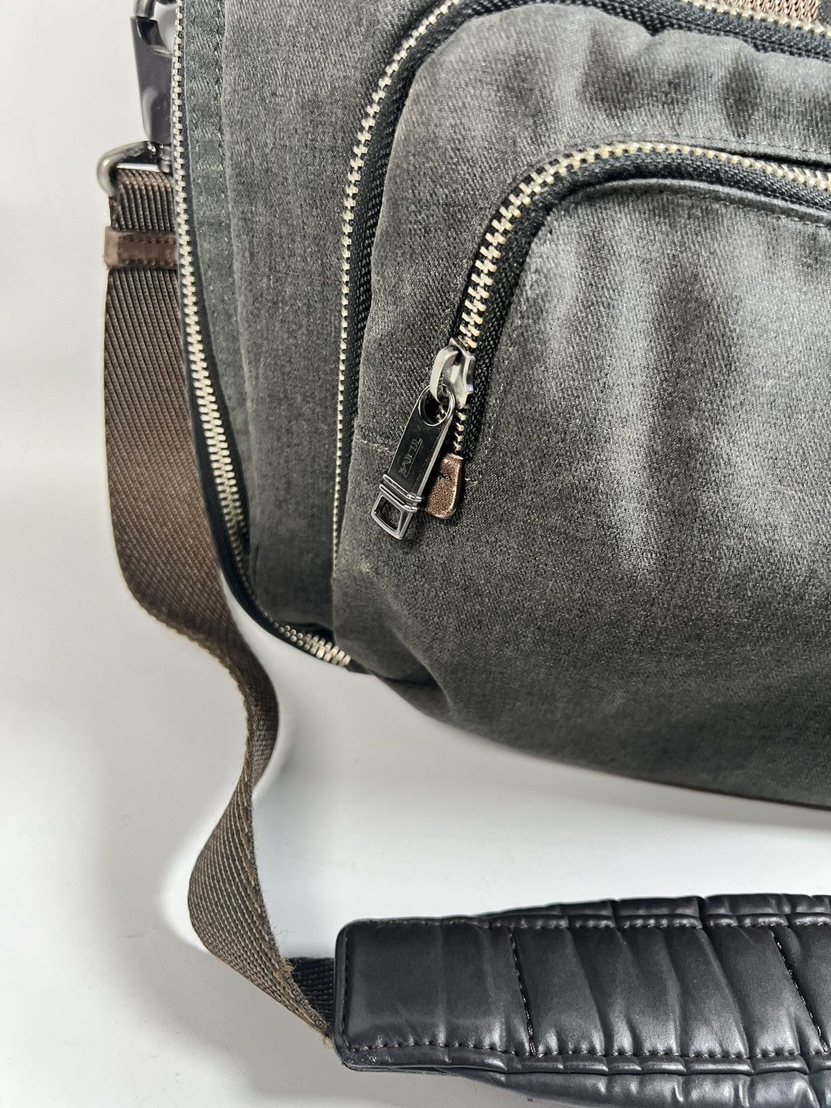 Tumi TUMI Yuma Slim Brief Case Laptop Bag Size ONE SIZE - 7 Thumbnail
