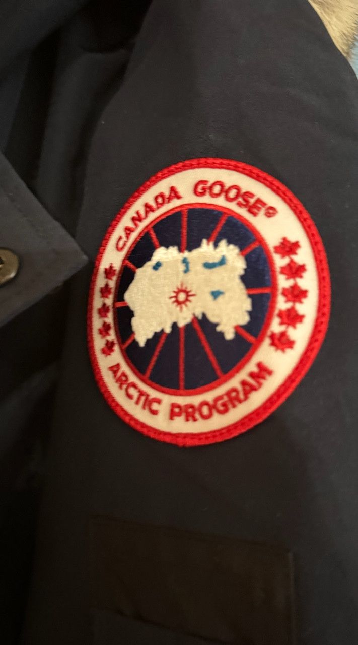 Canada Goose BRAND NEW Canada Goose Canada Goose Westmount Parka Size US M / EU 48-50 / 2 - 2 Thumbnail