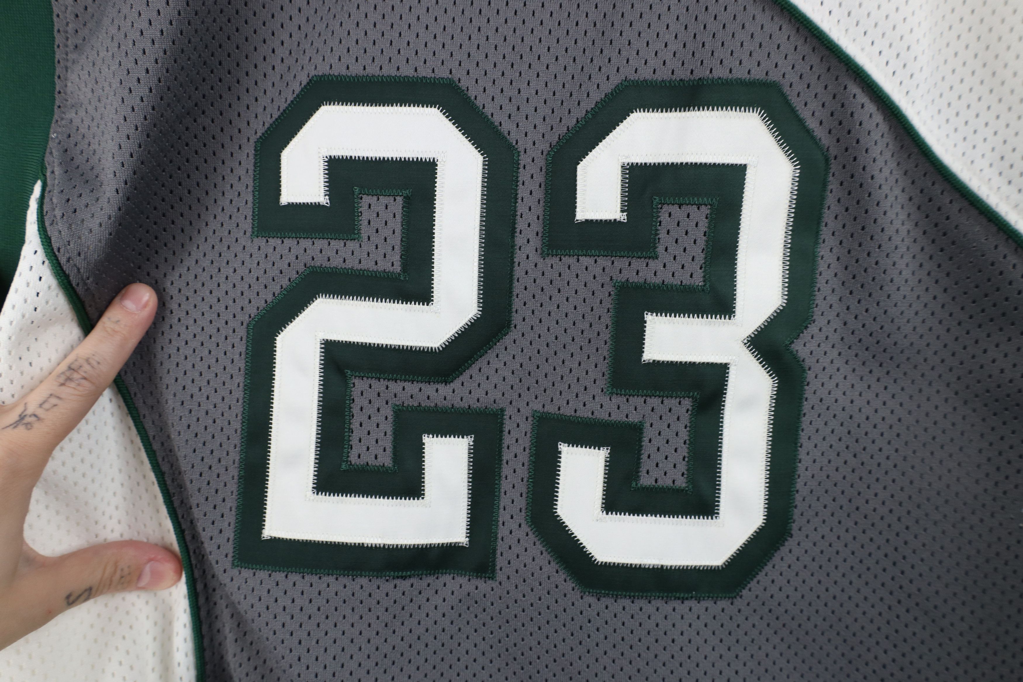 Nike × Vintage Vintage Nike Air Jordan Mesh Basketball Jersey #23 Size US L / EU 52-54 / 3 - 8 Thumbnail