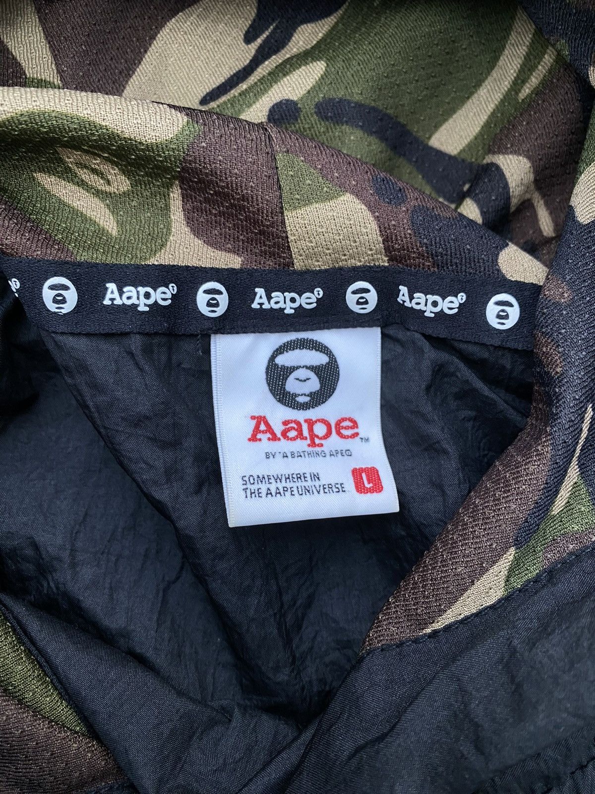 Aape AAPE RARE MULTI BACK LOGO NYLON RETRO OVERSIZED JACKET Size US L / EU 52-54 / 3 - 10 Thumbnail