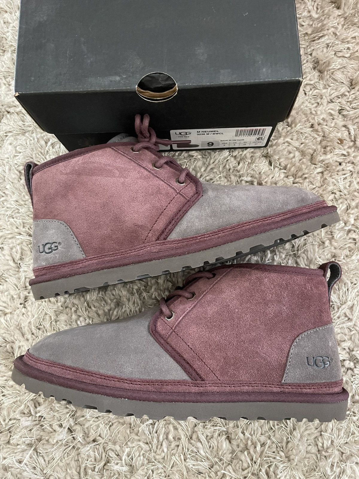 Ugg Uggs burgandy & ash black Size US 9 / EU 42 - 2 Thumbnail
