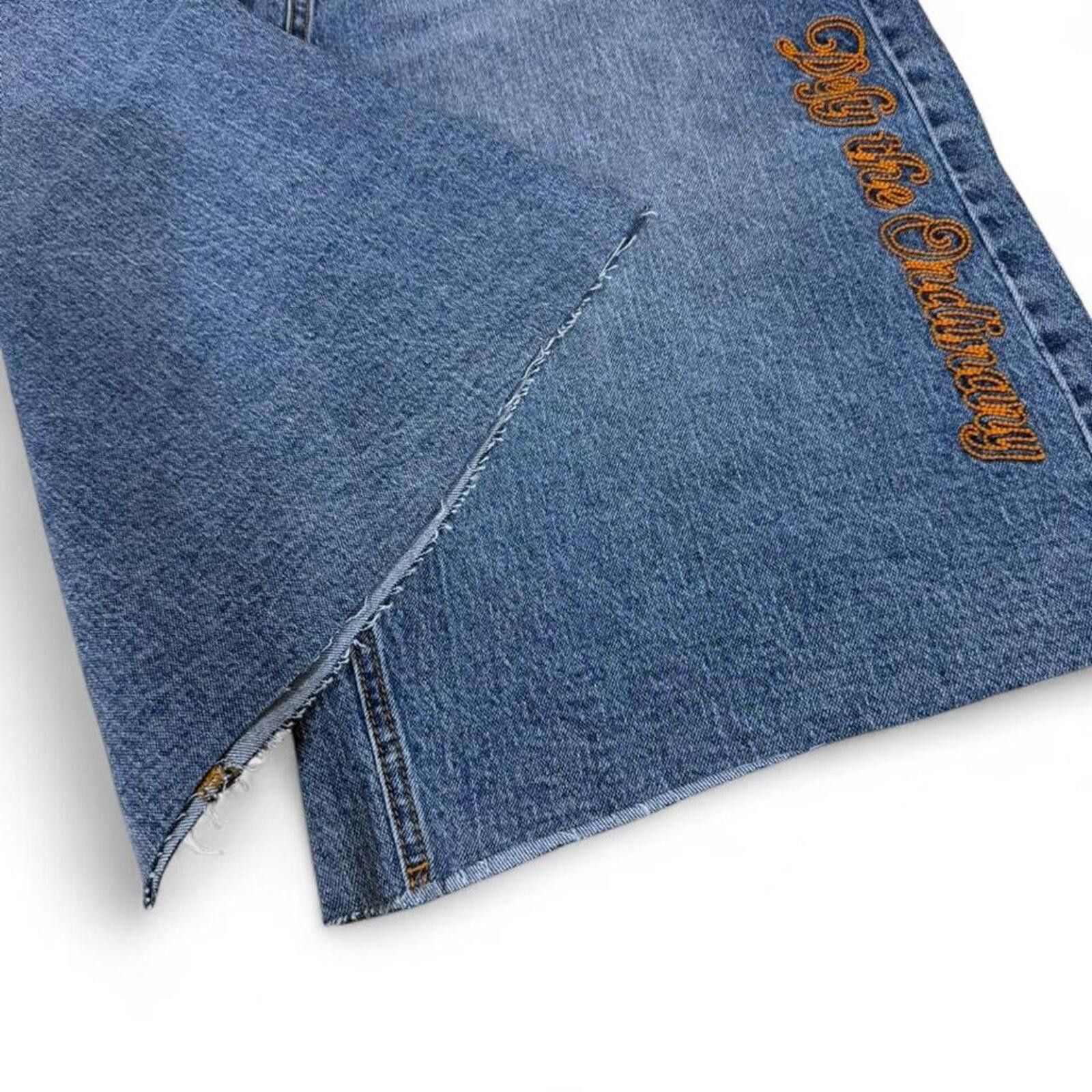 Von Dutch Von Dutch denim shorts with Stretchable waist and patches Size 32" / US 10 / IT 46 - 6 Thumbnail
