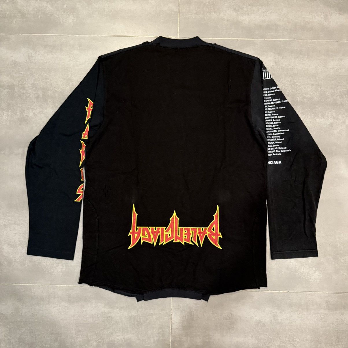 Balenciaga BNWT Speed Hunters Upside Down Long Sleeve T