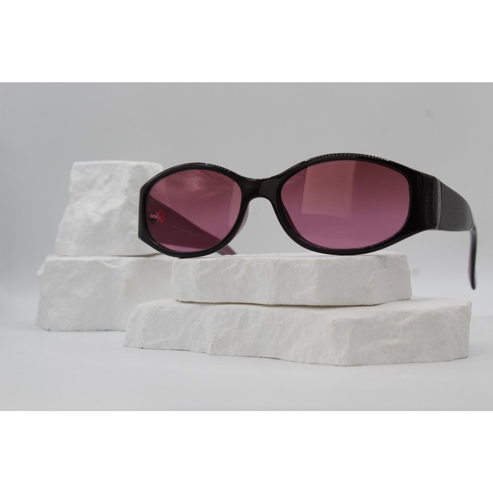 Calvin Klein Calvin Klein Collection 684S 147 Magenta Sunglasses Italy Size ONE SIZE - 1 Thumbnail