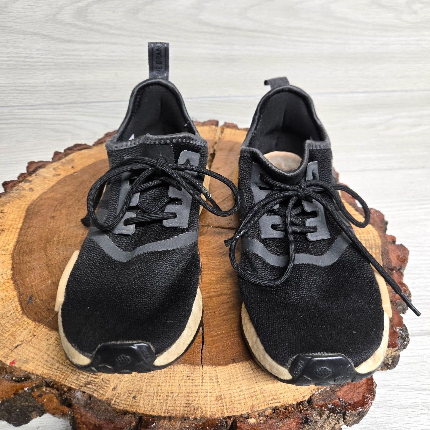 Adidas VINTAGE Adidas NMD R1 Sneakers Black Carbon White Women Size 7.5 Athleisure Casual Running 2021 Size US 7.5 / IT 37.5 - 3 Thumbnail